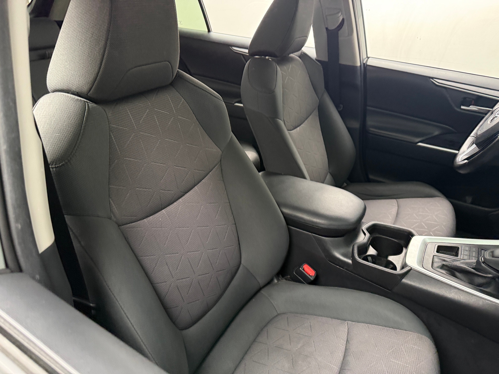 Thumbnail: 2019 Toyota RAV4 - 2