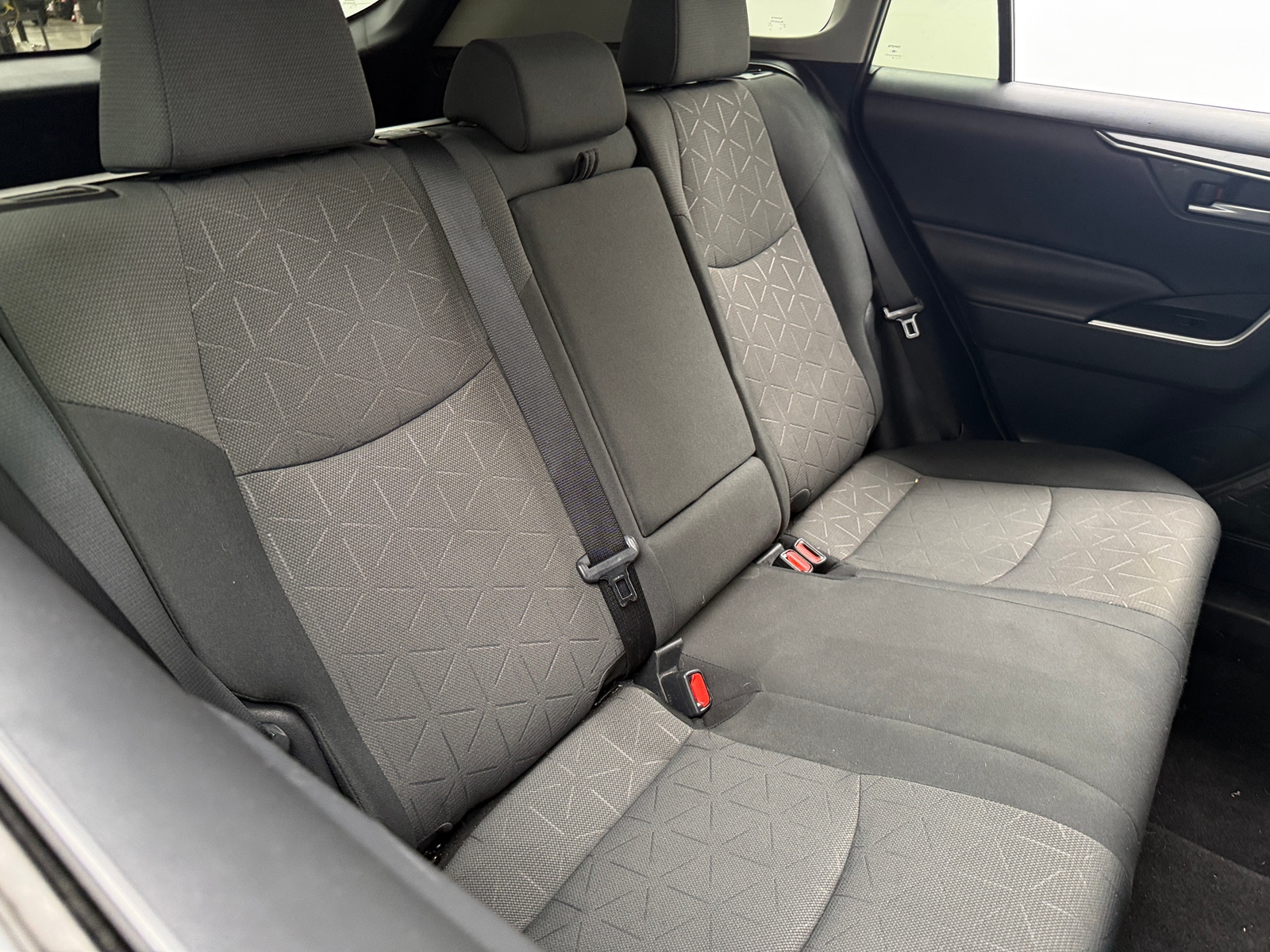 Thumbnail: 2019 Toyota RAV4 - 6