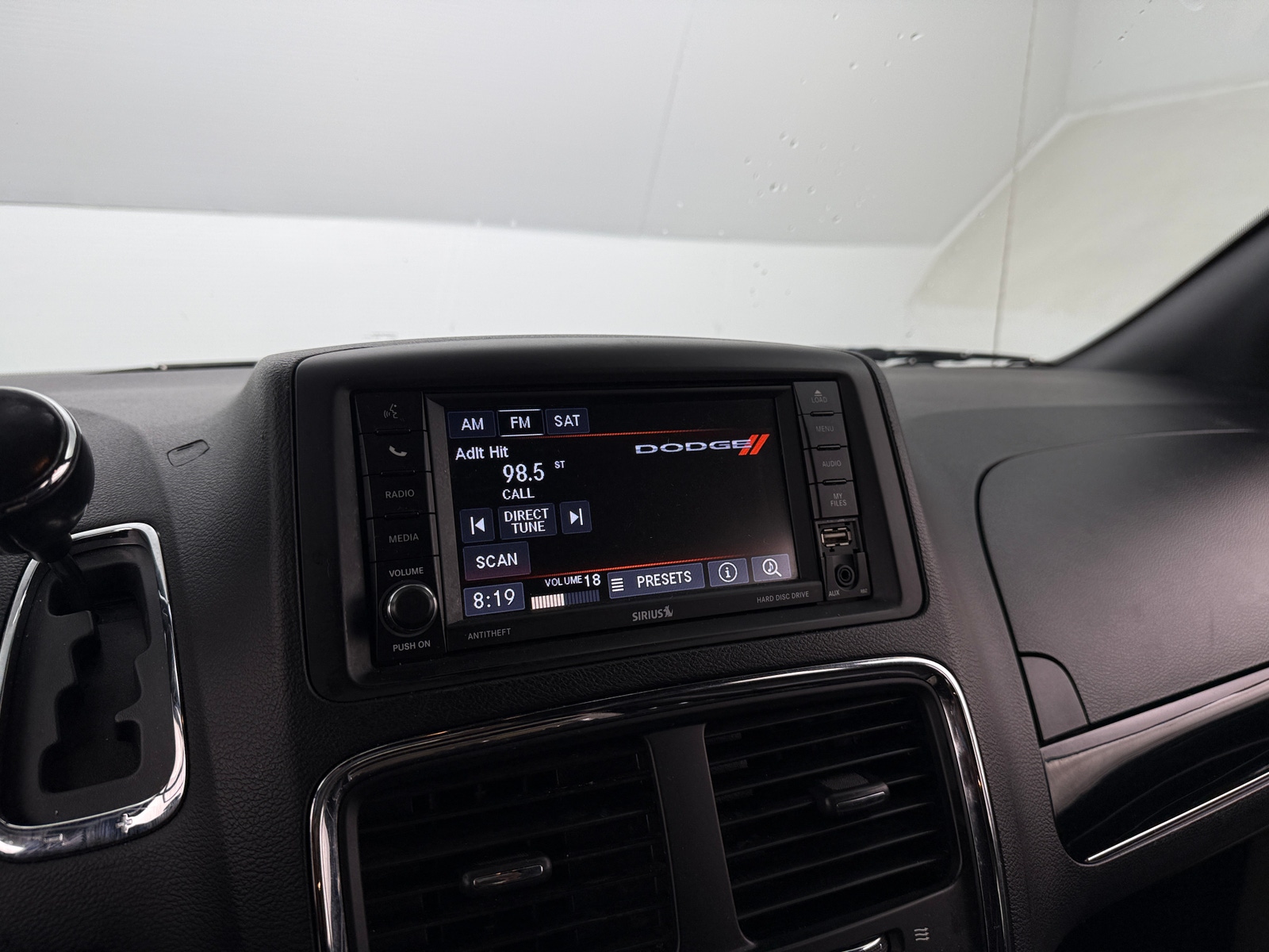 Thumbnail: 2019 Dodge Grand Caravan - 3