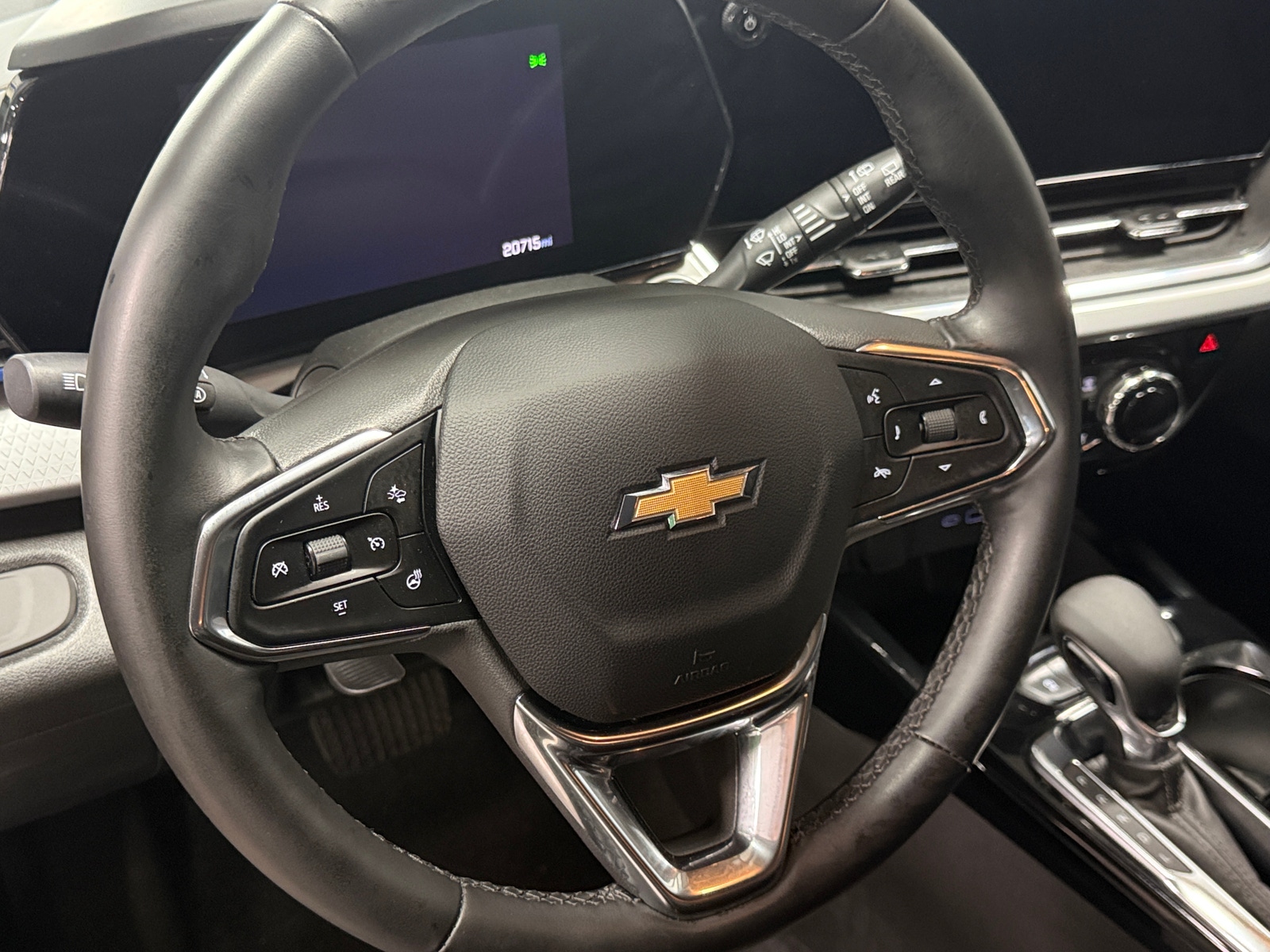 Thumbnail: 2025 Chevrolet Trax - 5