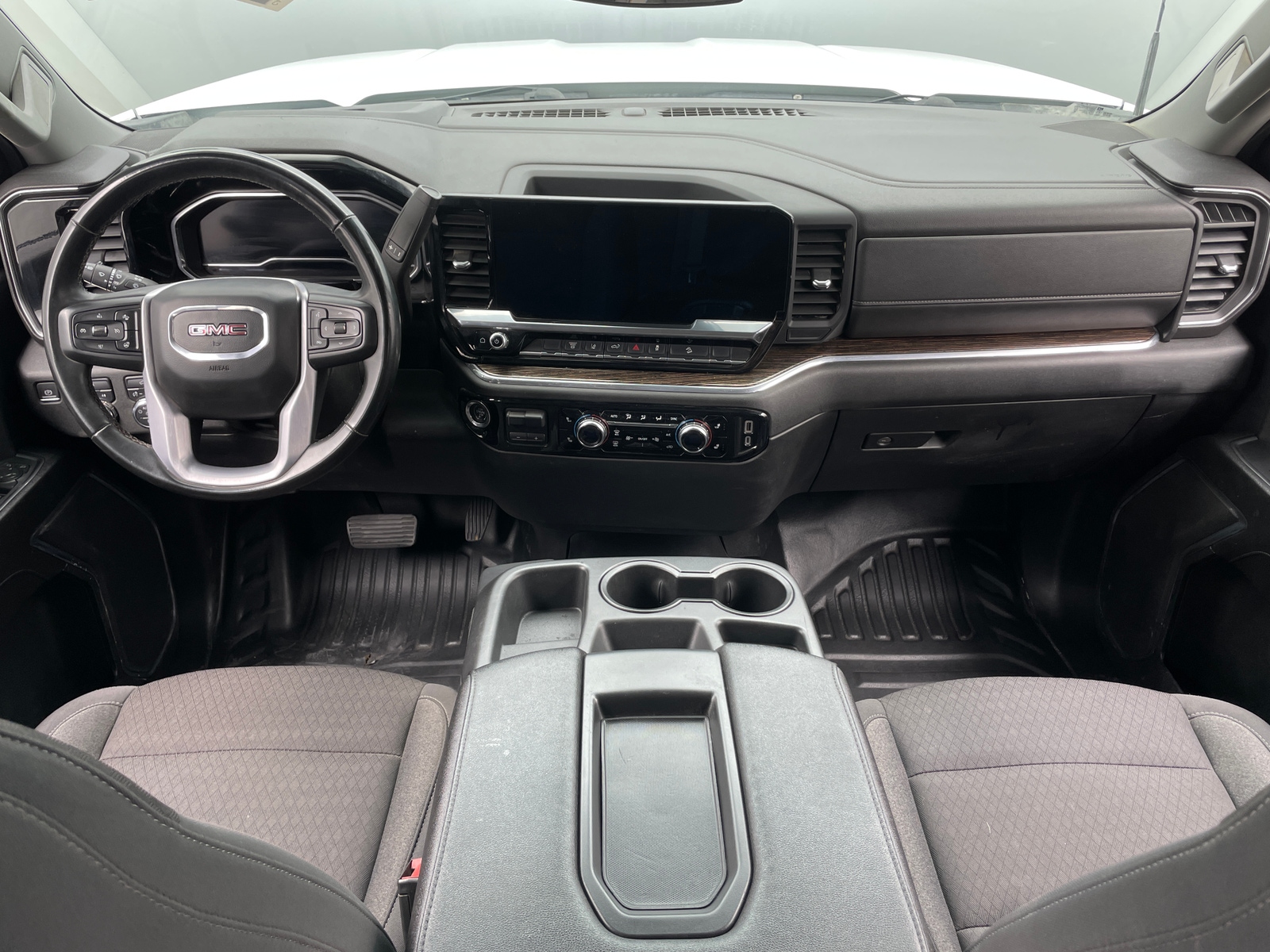 Thumbnail: 2024 GMC Sierra 2500 - 3