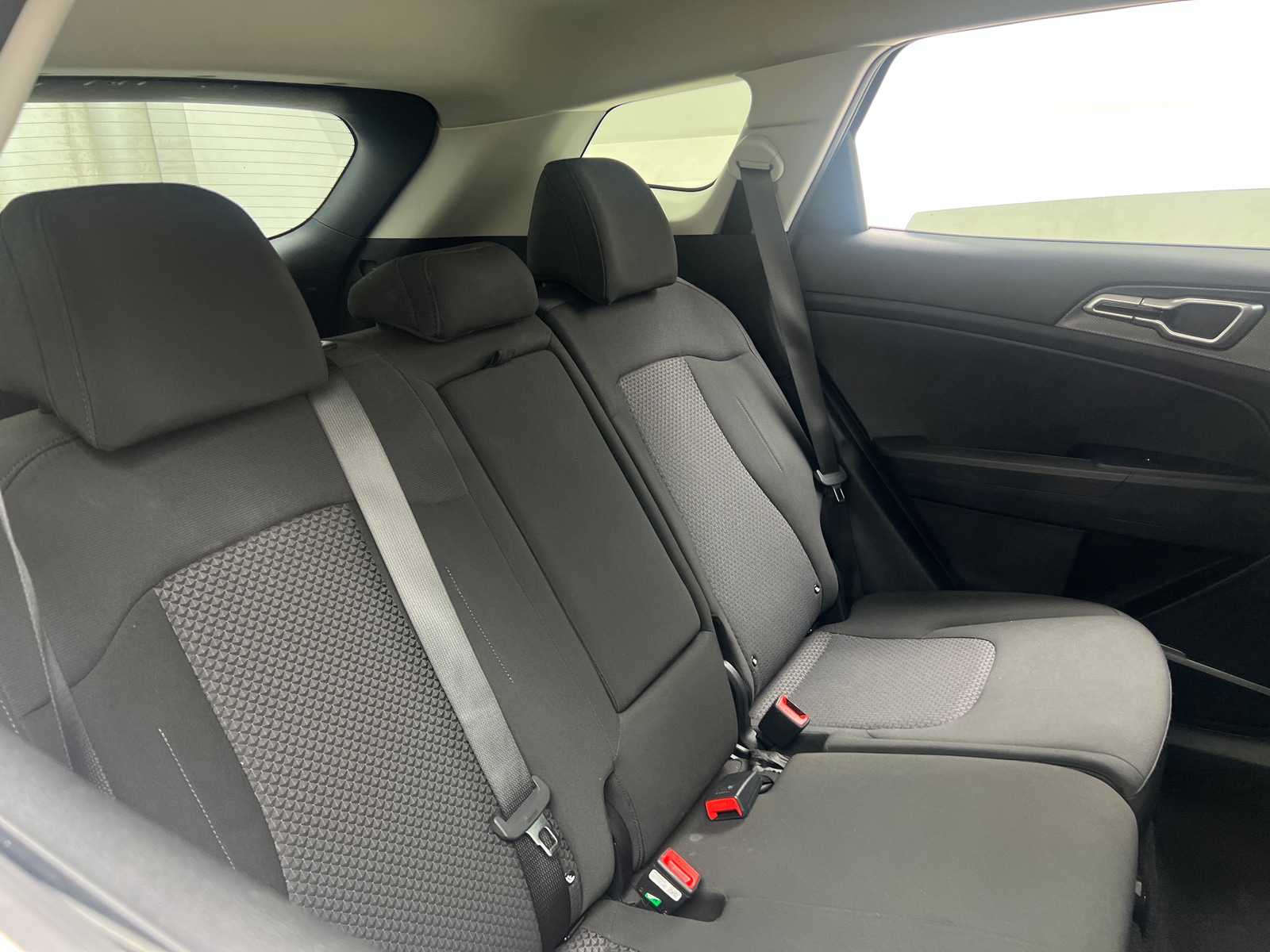 Thumbnail: 2025 Kia Sportage - 6