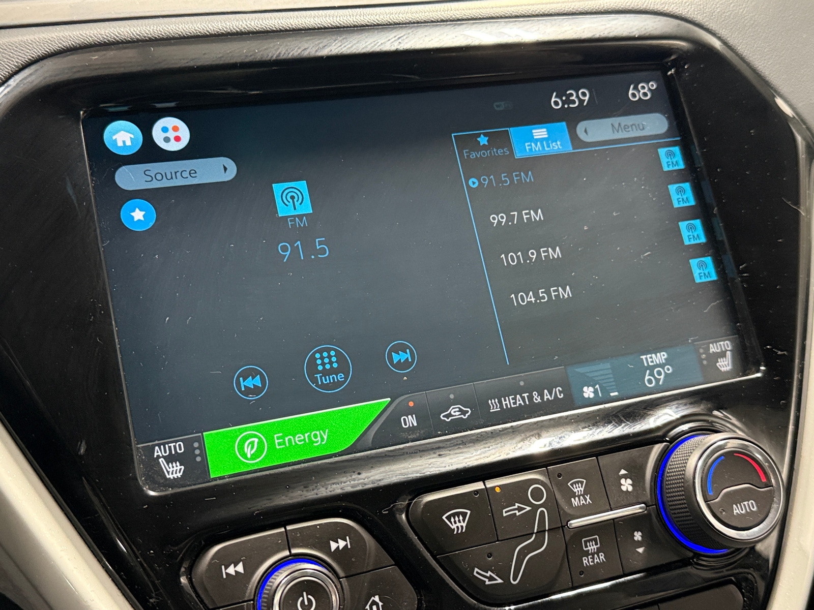 Thumbnail: 2017 Chevrolet Bolt EV - 4