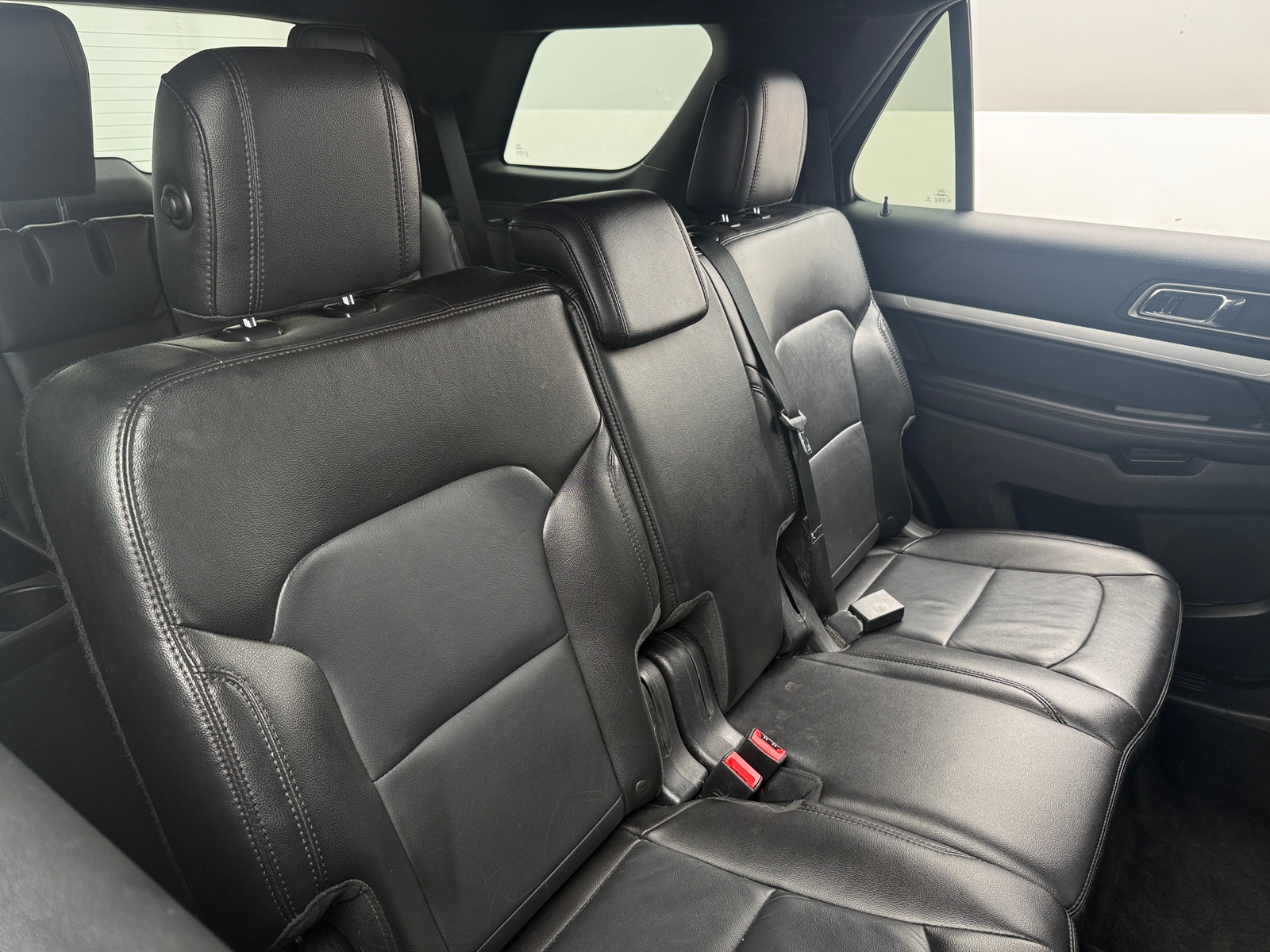 Thumbnail: 2017 Ford Explorer - 6