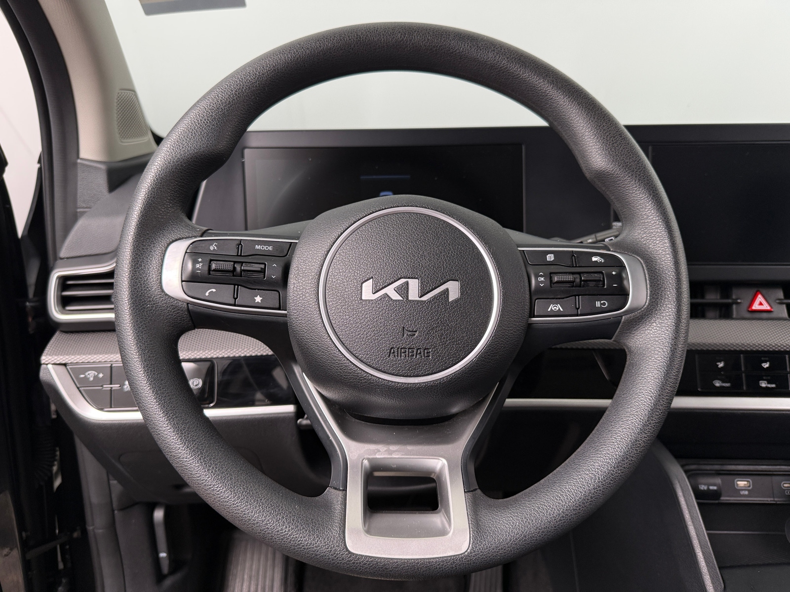 Thumbnail: 2025 Kia Sportage - 5