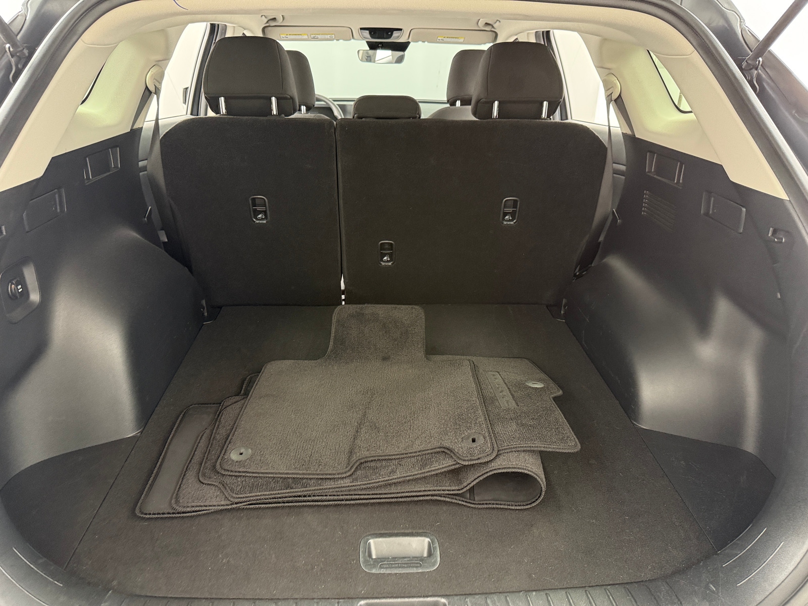 Thumbnail: 2025 Kia Sportage - 7