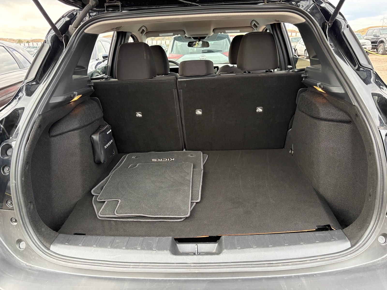 Thumbnail: 2025 Nissan Kicks - 7