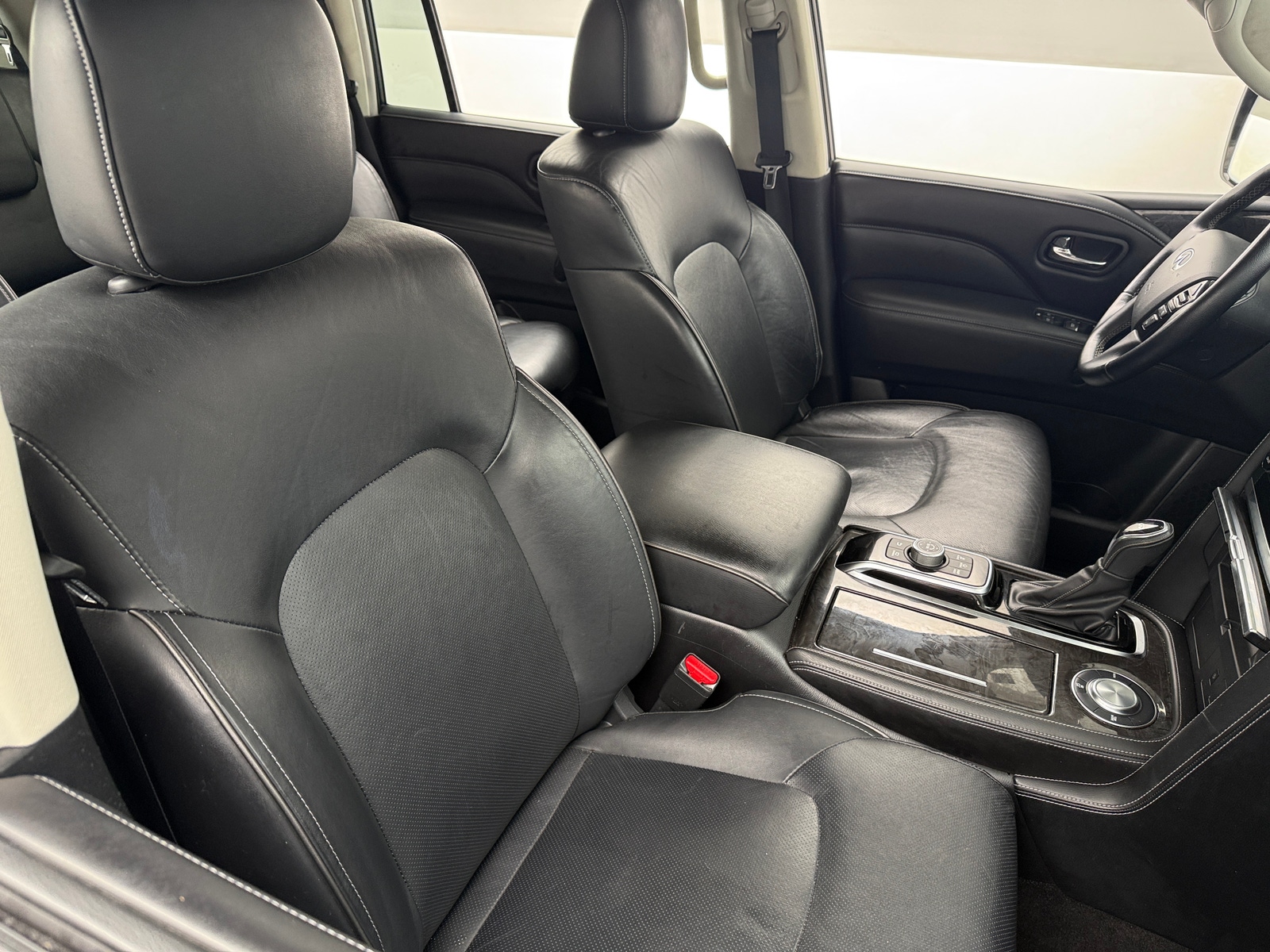 Thumbnail: 2024 INFINITI QX80 - 2