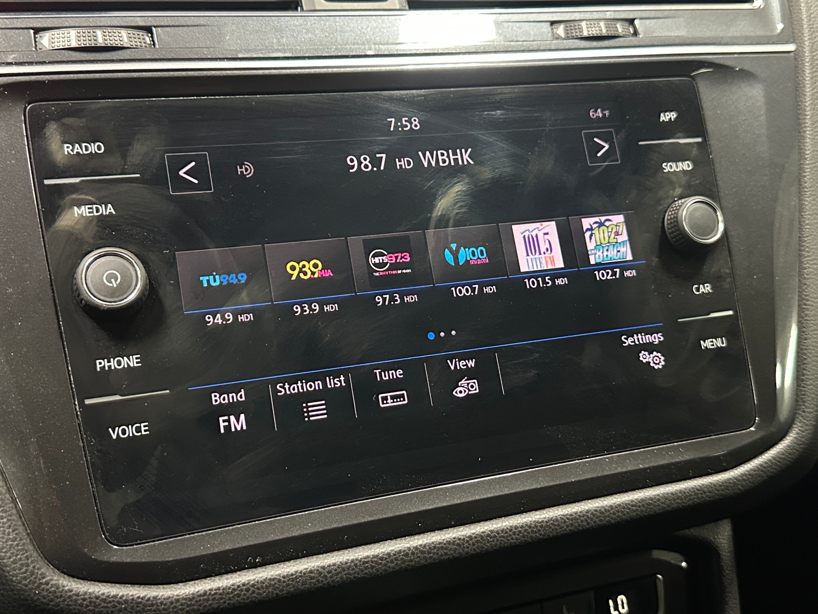 Thumbnail: 2019 Volkswagen Tiguan - 3