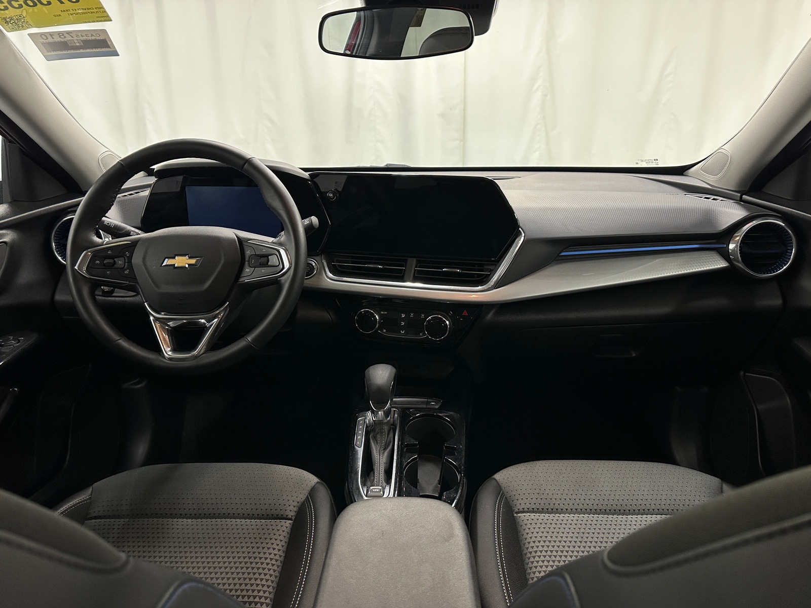 Thumbnail: 2025 Chevrolet Trax - 3