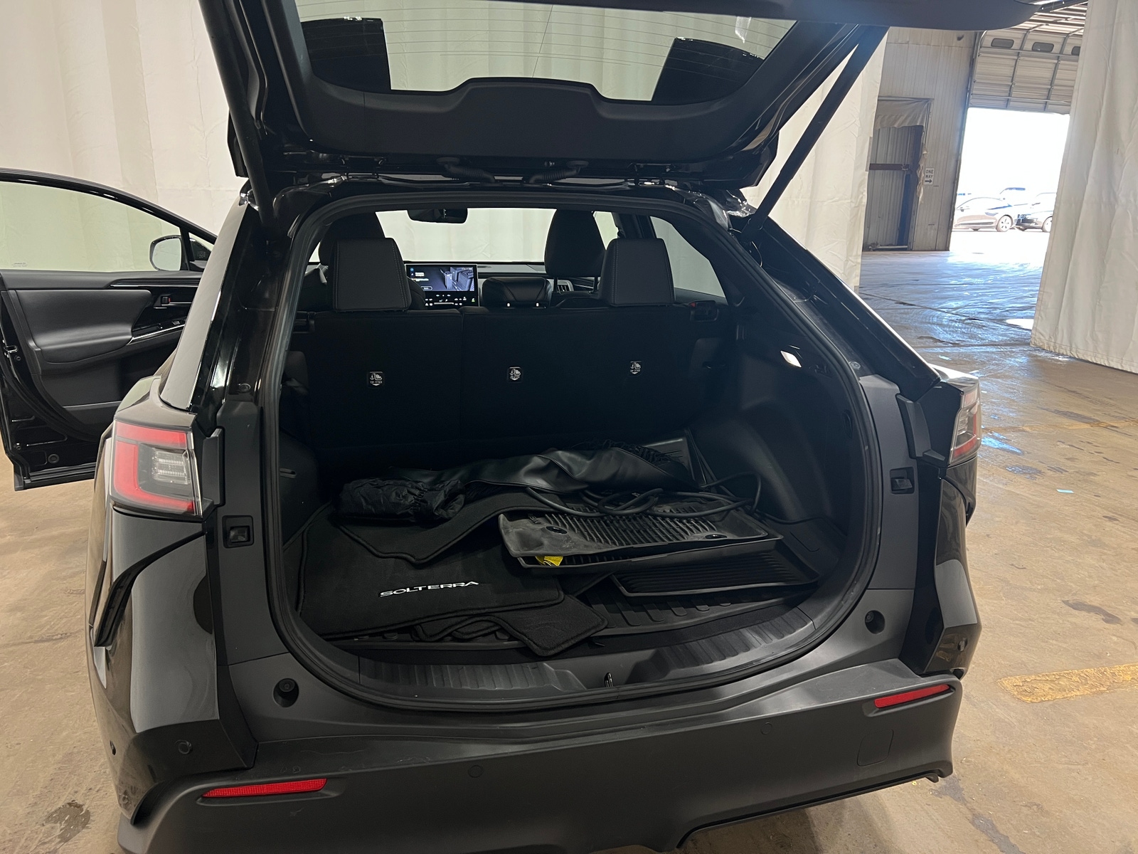 Thumbnail: 2023 Subaru Solterra - 7