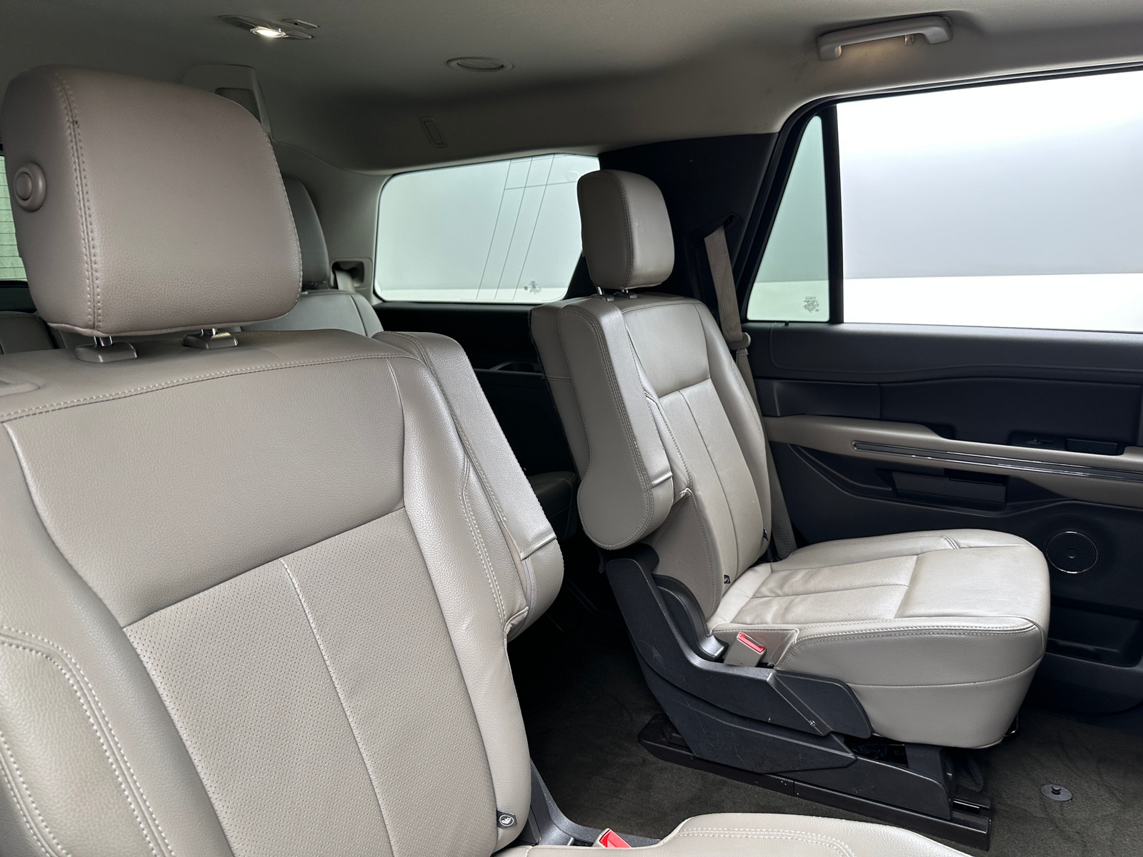 Thumbnail: 2020 Ford Expedition - 5