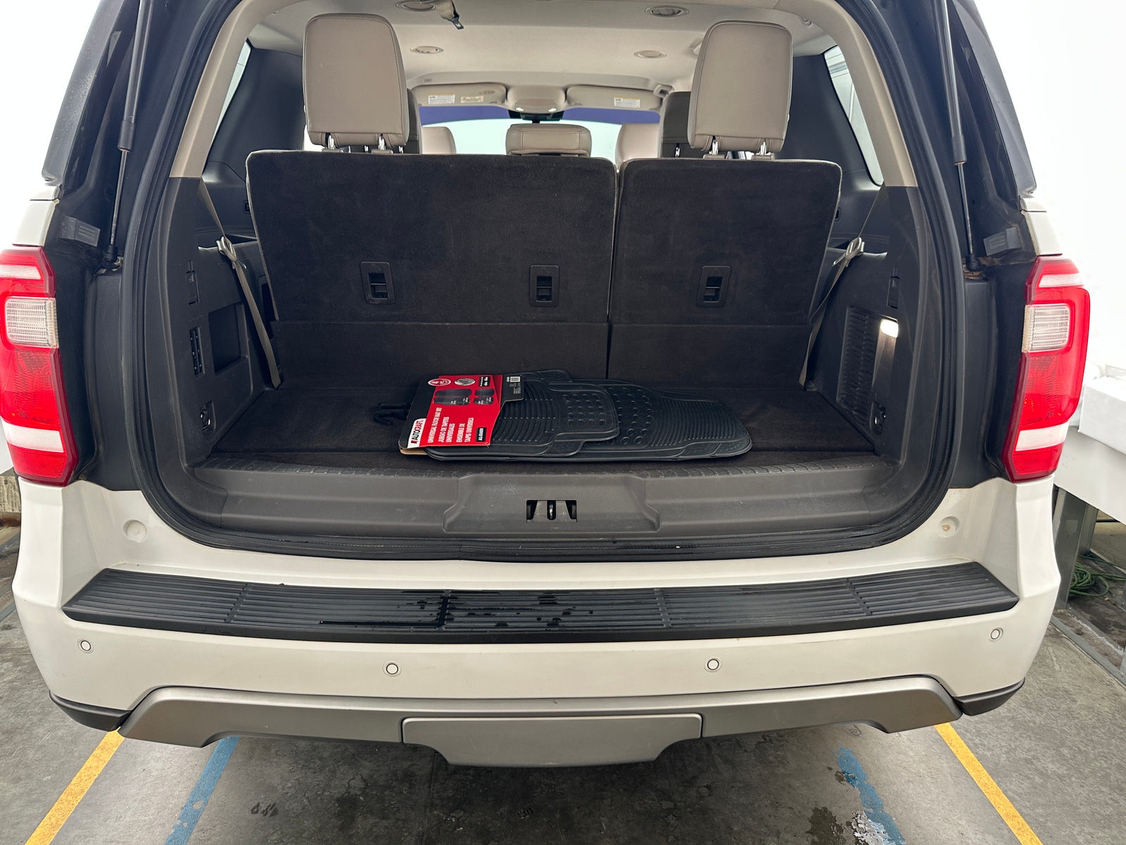 Thumbnail: 2020 Ford Expedition - 6