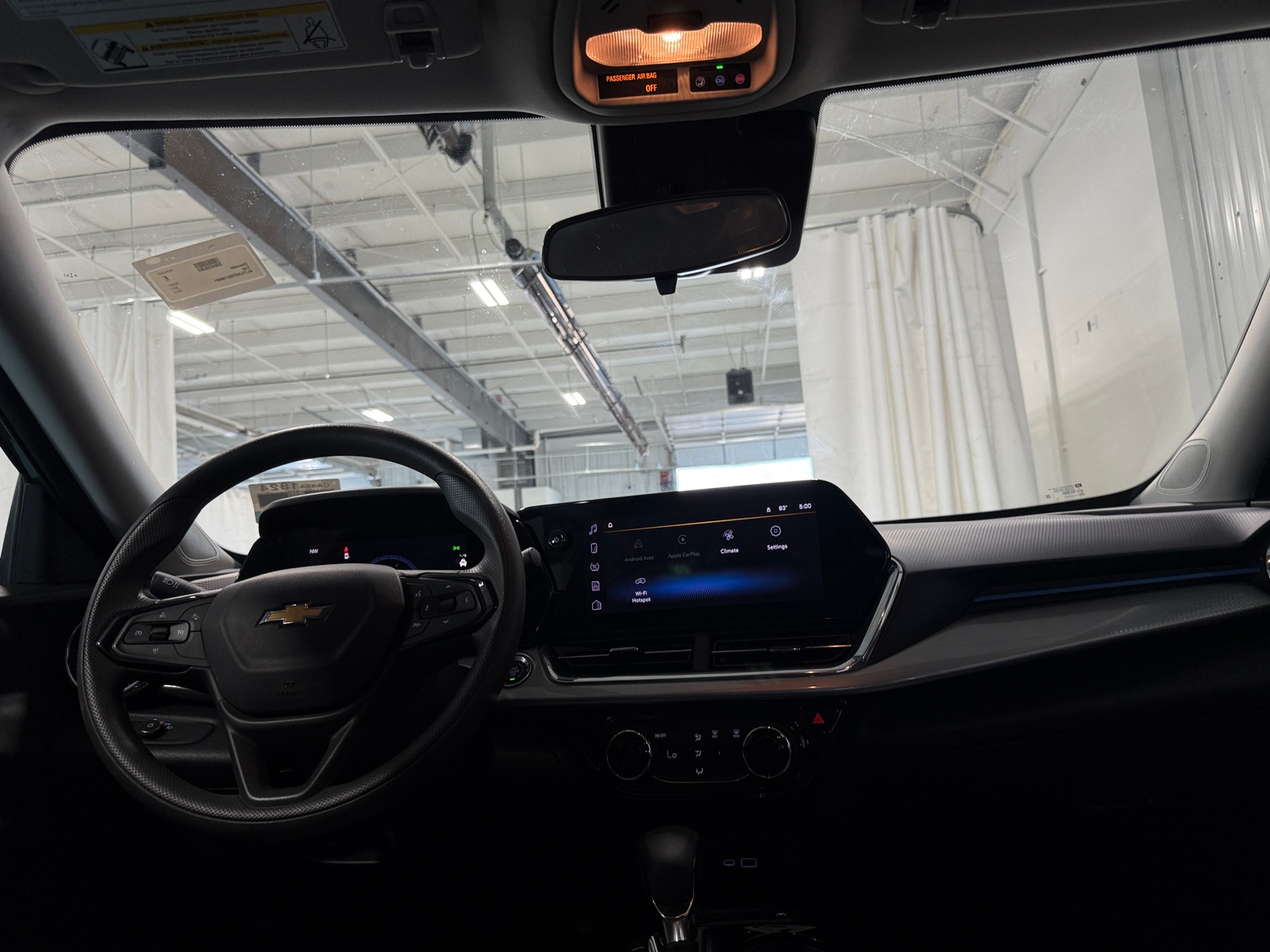 Thumbnail: 2025 Chevrolet Trax - 3