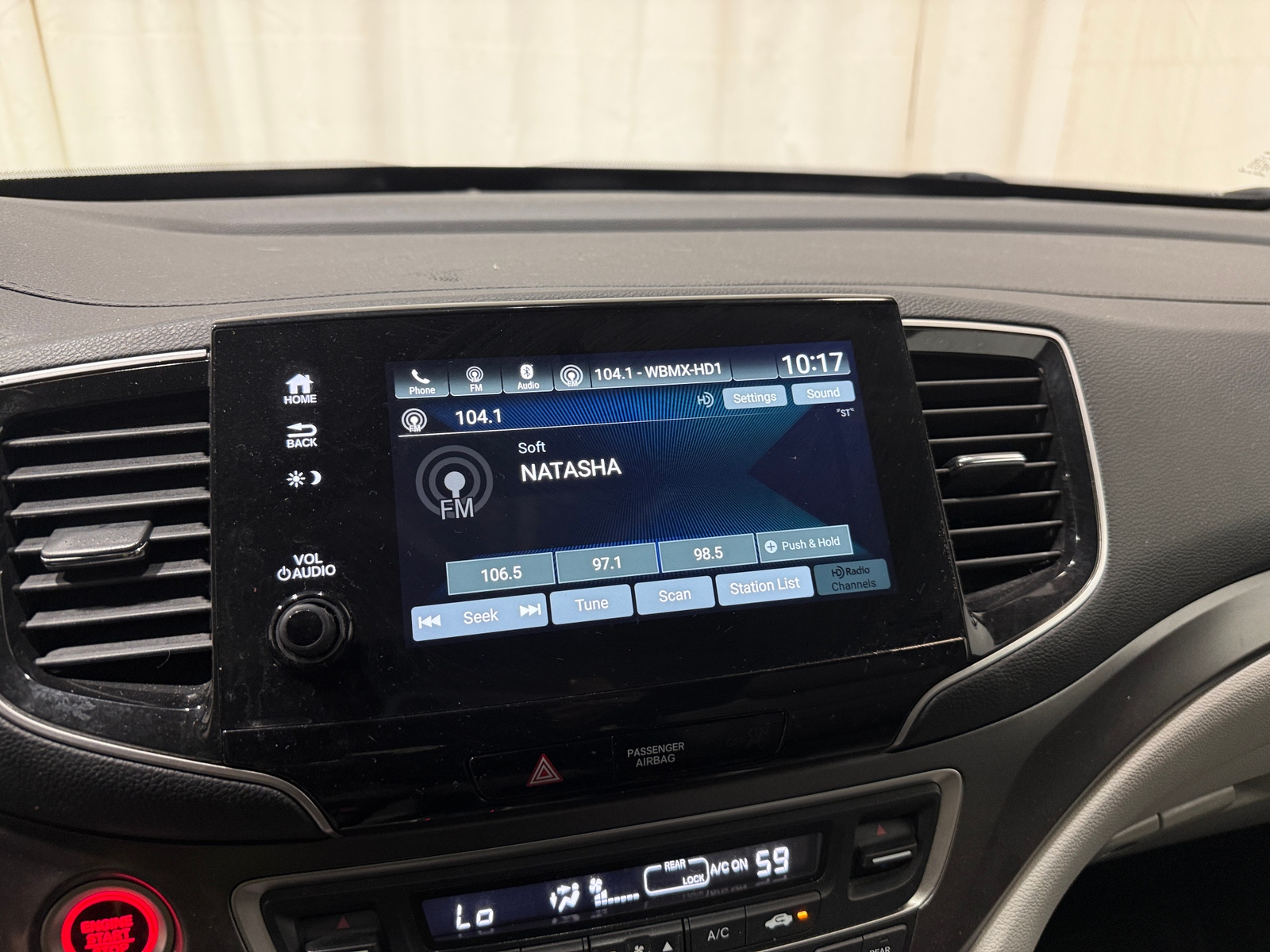 Thumbnail: 2021 Honda Pilot - 3