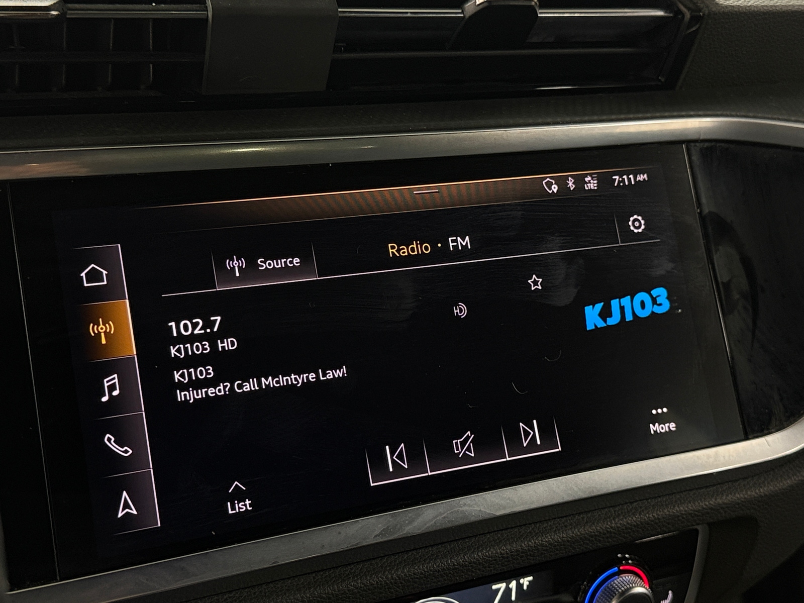 Thumbnail: 2021 Audi Q3 - 3