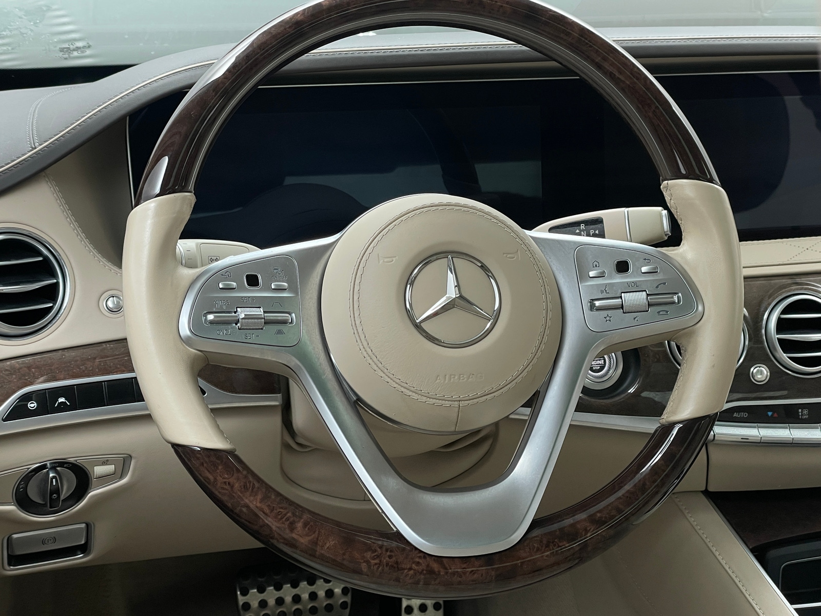 Thumbnail: 2020 Mercedes-Benz S-Class - 4