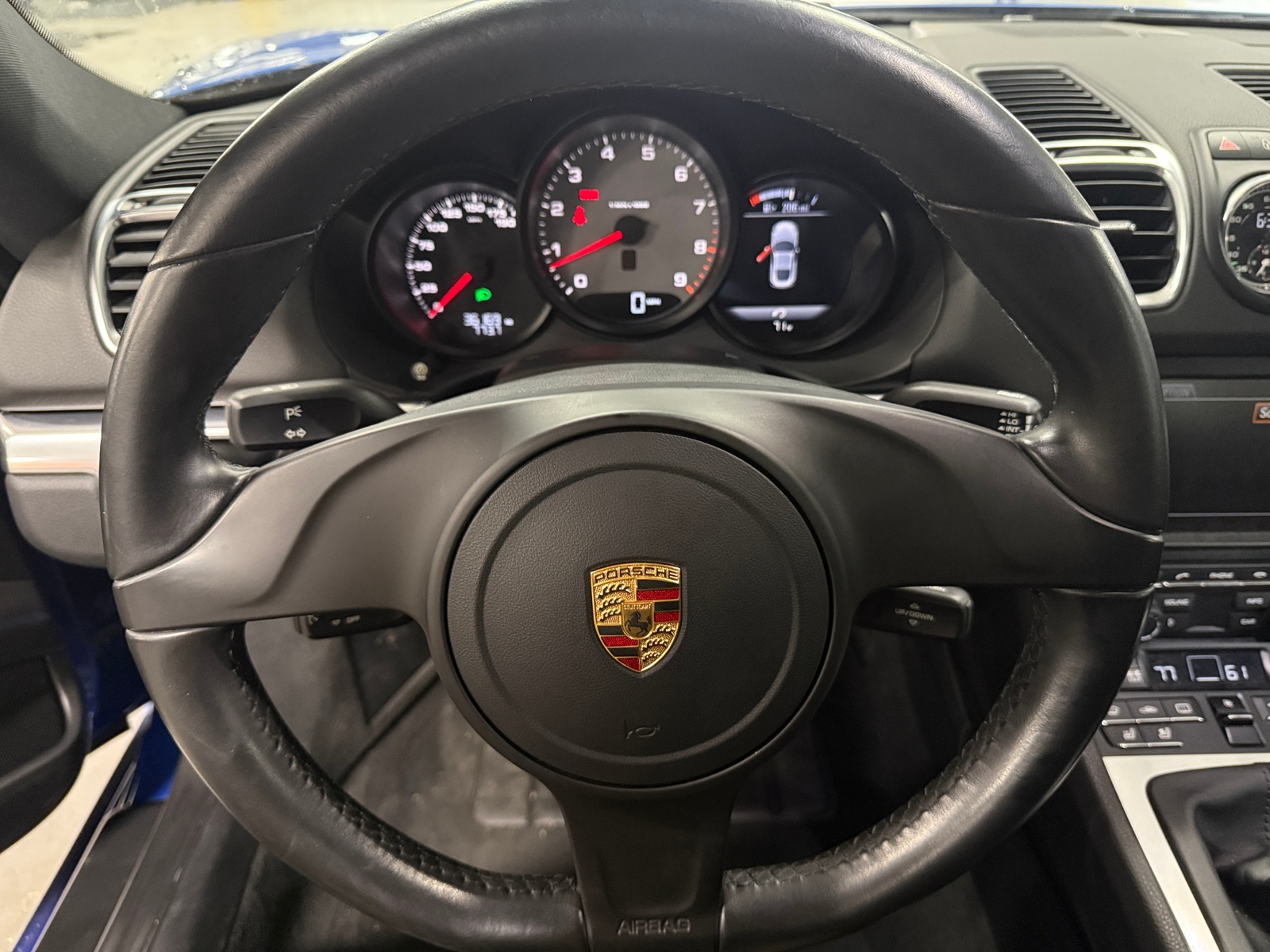 Thumbnail: 2015 Porsche Cayman - 3