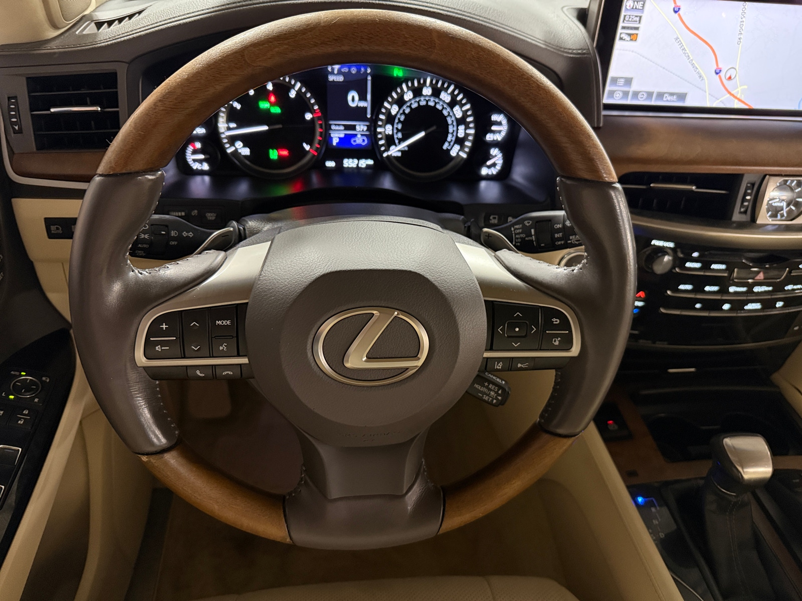 Thumbnail: 2016 Lexus LX - 4