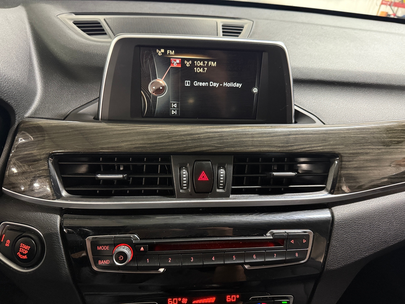 Thumbnail: 2017 BMW X1 - 3