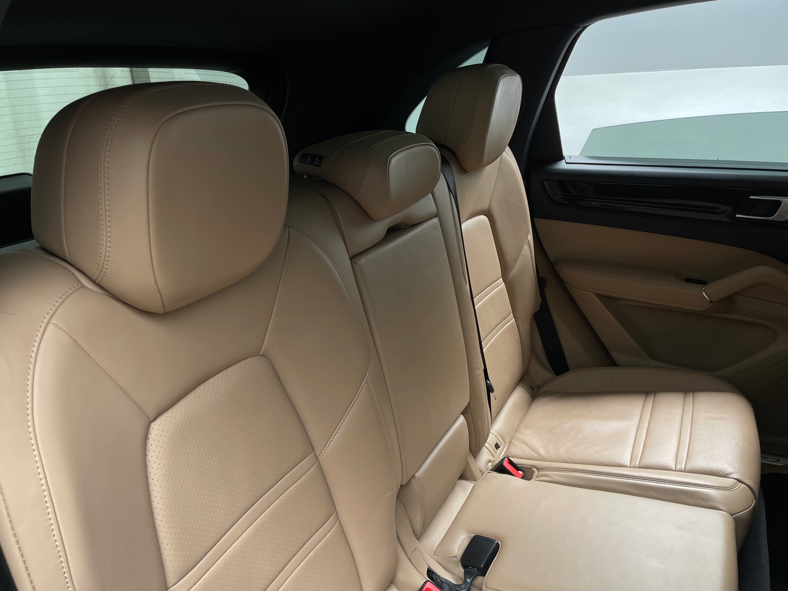 Thumbnail: 2019 Porsche Cayenne - 5