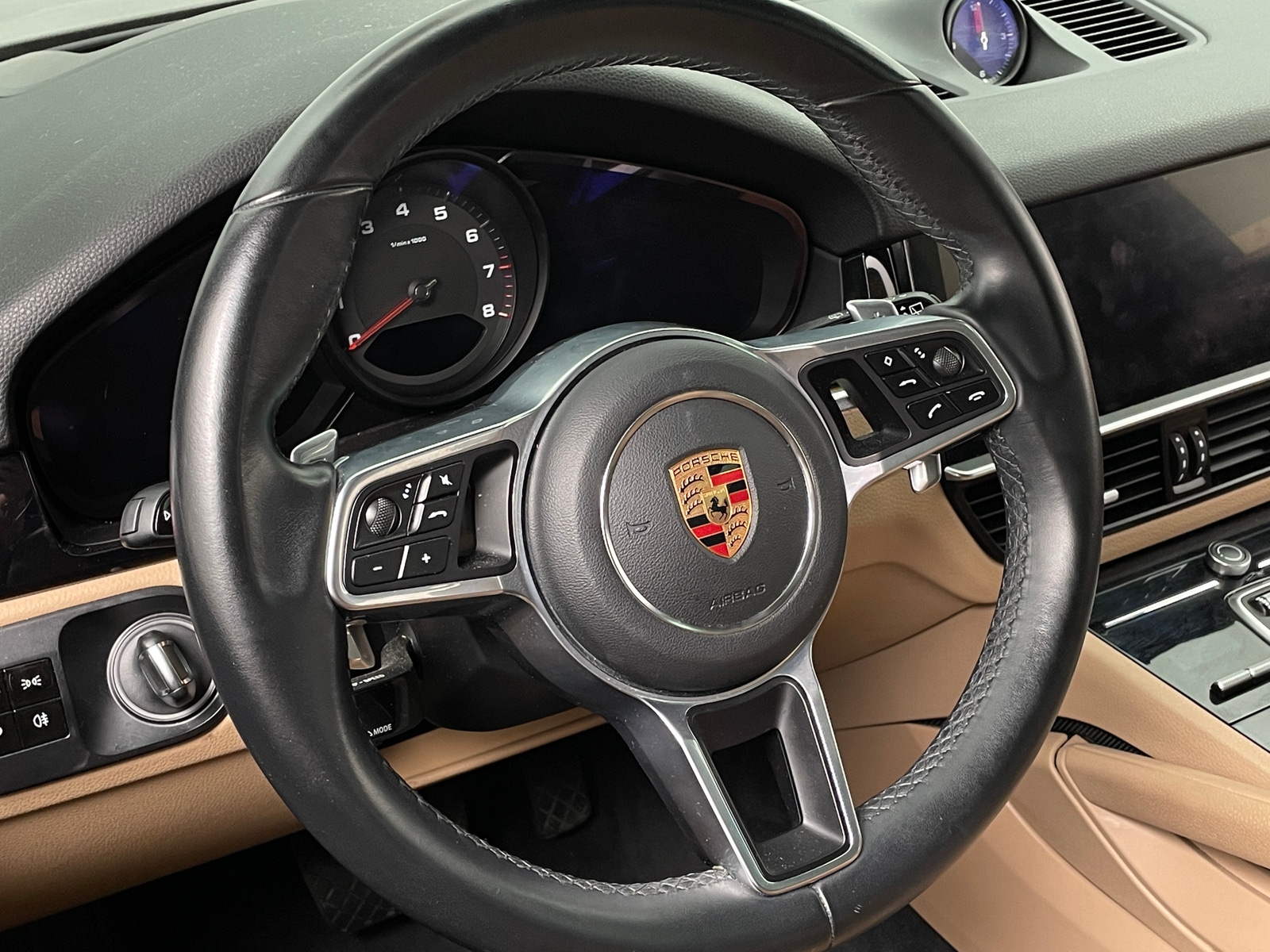 Thumbnail: 2019 Porsche Cayenne - 4