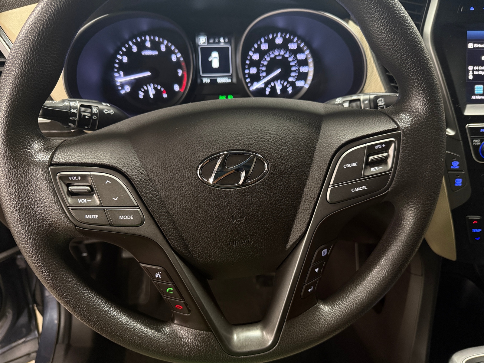 Thumbnail: 2018 Hyundai Santa Fe - 5