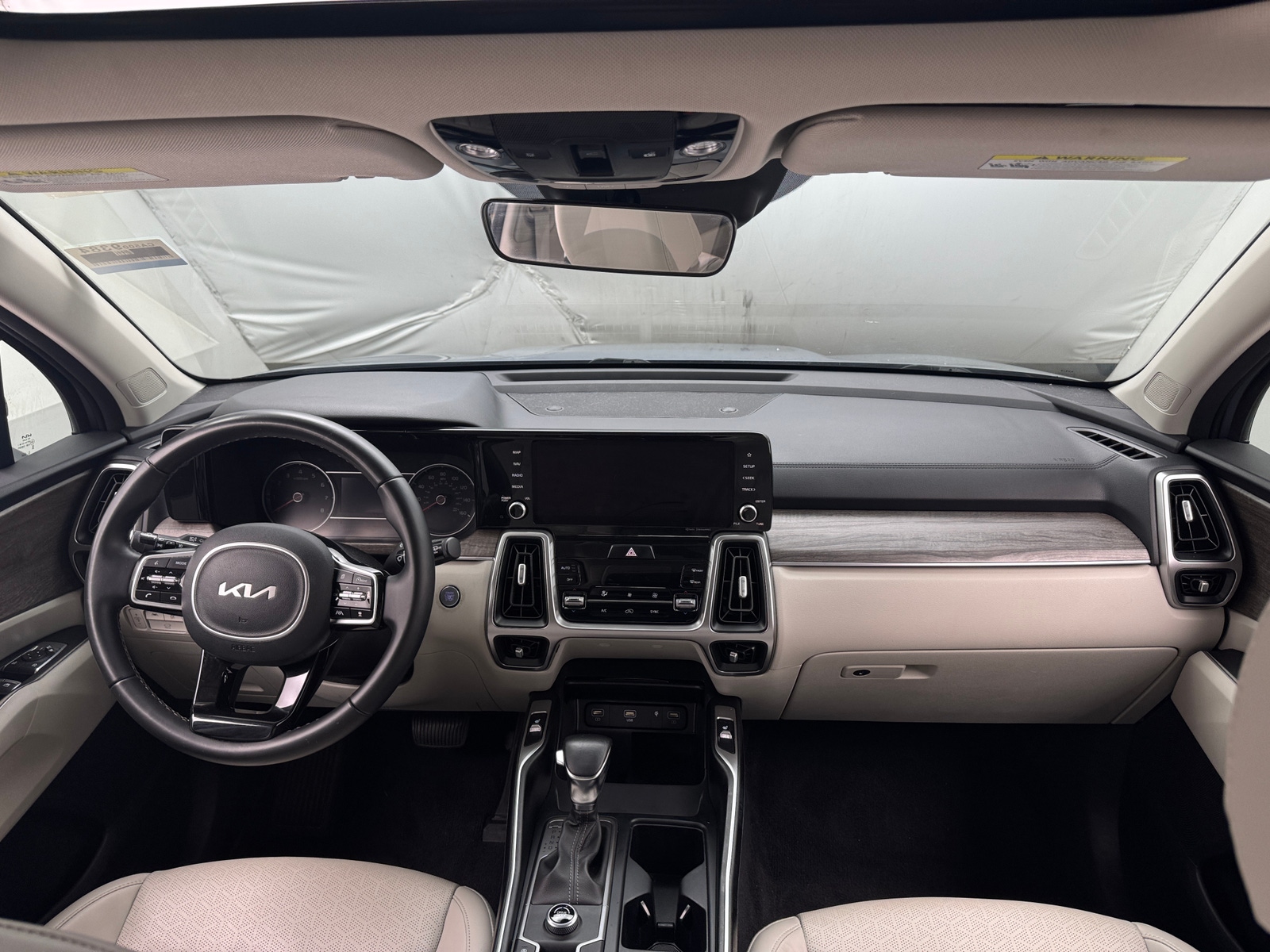 Thumbnail: 2022 Kia Sorento - 2