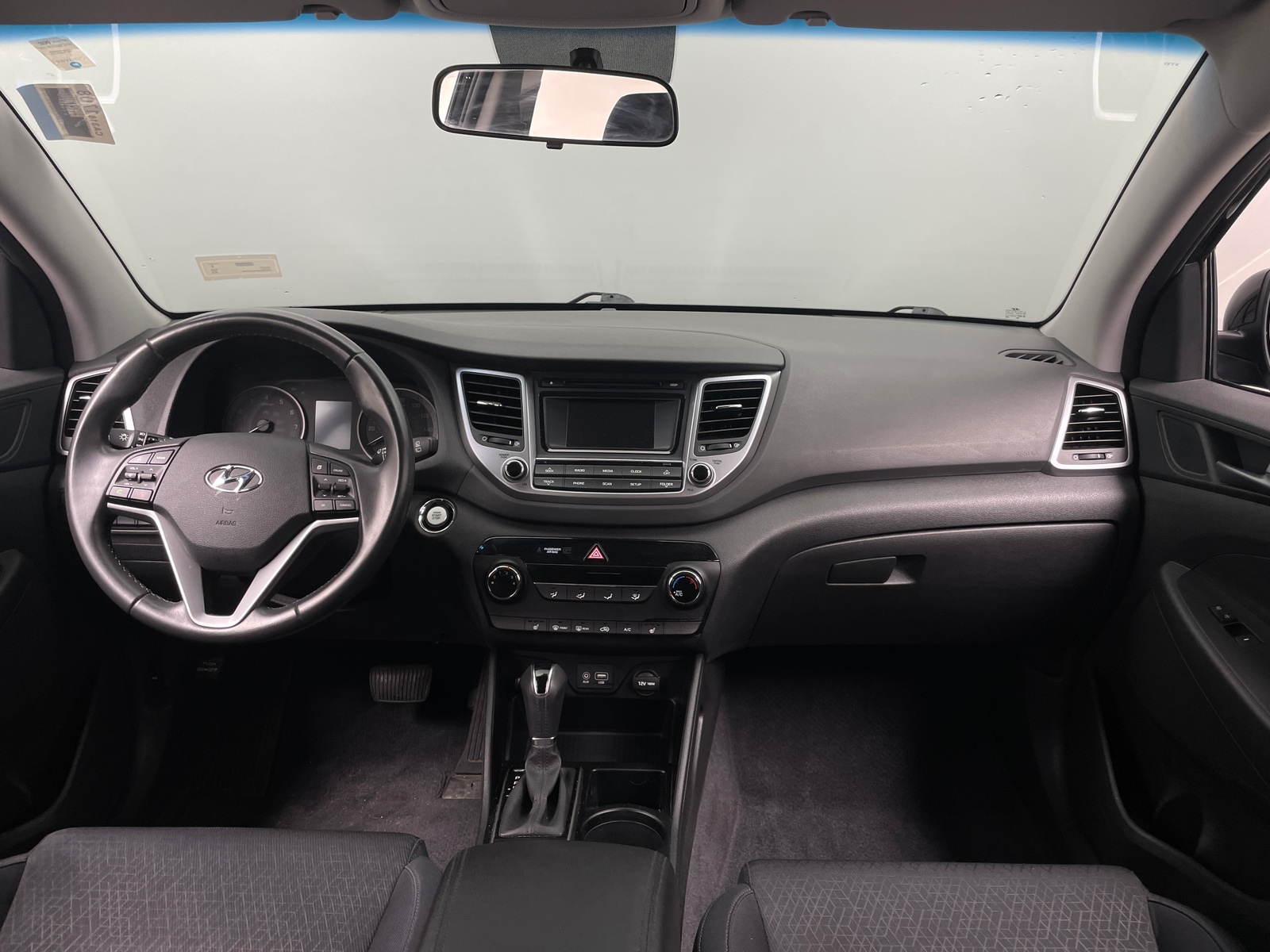 Thumbnail: 2016 Hyundai Tucson - 3