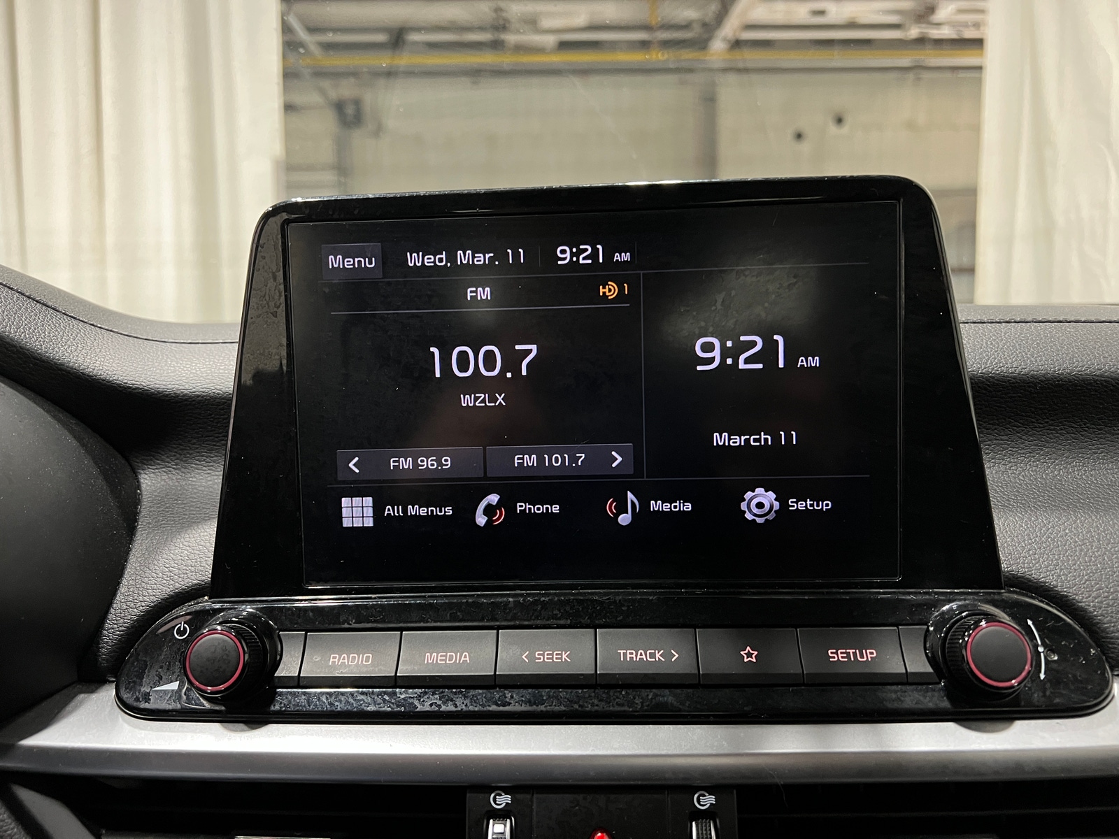 Thumbnail: 2024 Kia Forte - 4