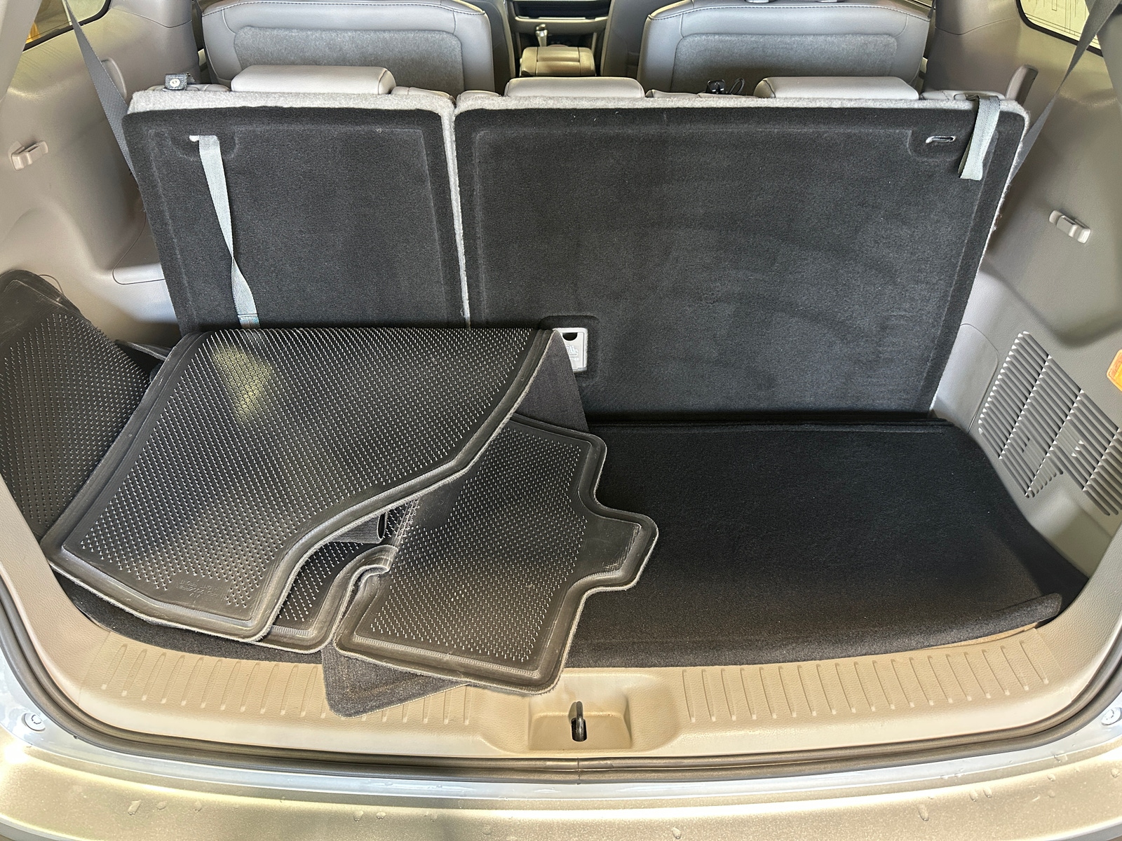 Thumbnail: 2019 Toyota Highlander - 6