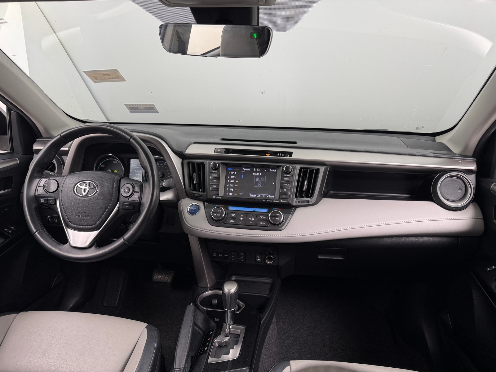 Thumbnail: 2017 Toyota RAV4 - 2