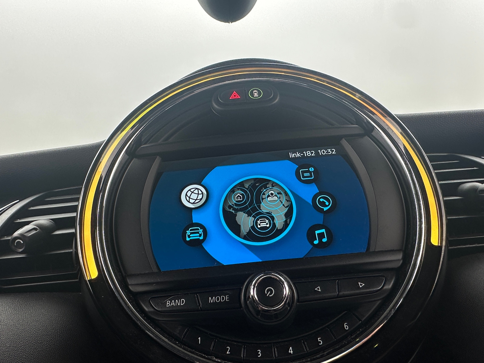 Thumbnail: 2019 MINI Cooper Hardtop - 2