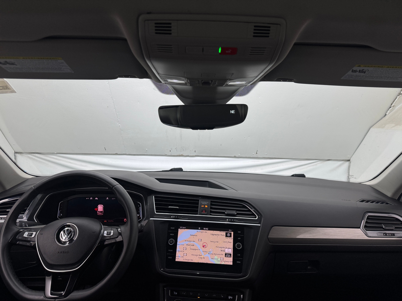 Thumbnail: 2020 Volkswagen Tiguan - 2