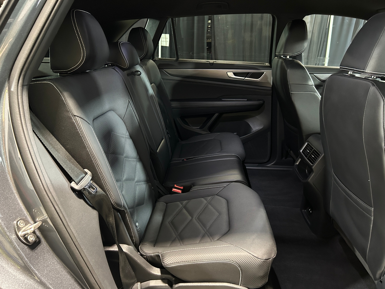 Thumbnail: 2025 Volkswagen Atlas - 5