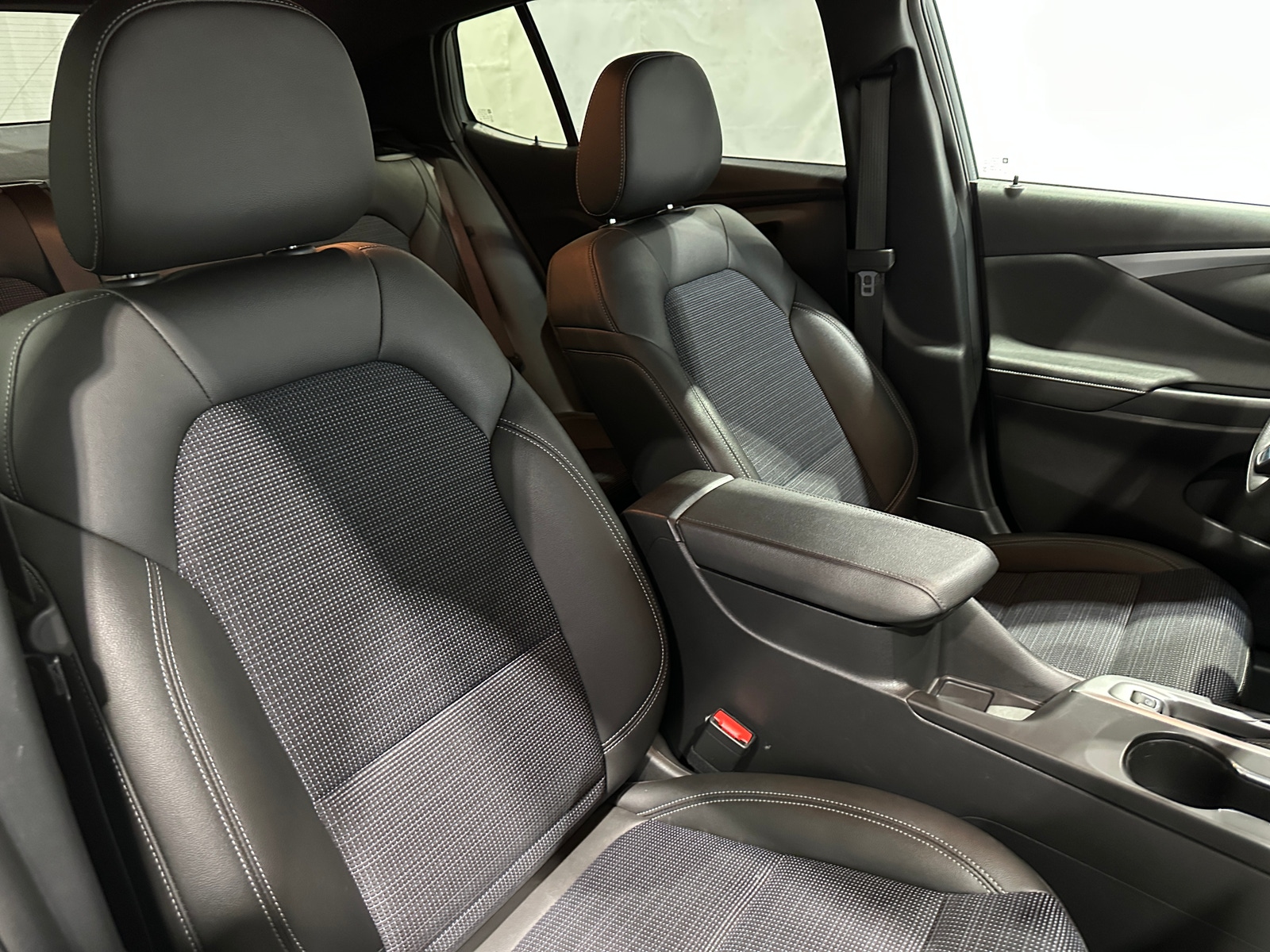 Thumbnail: 2025 Buick Envista - 2