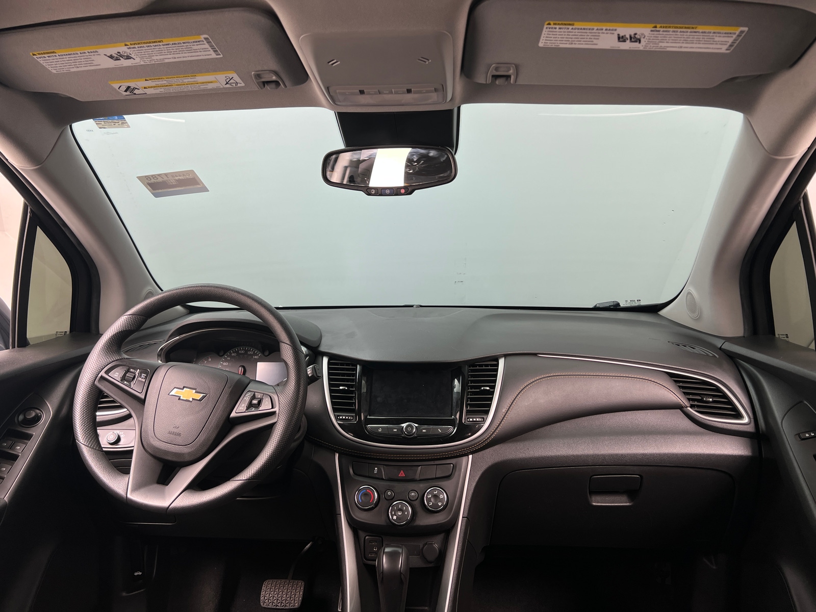 Thumbnail: 2022 Chevrolet Trax - 3