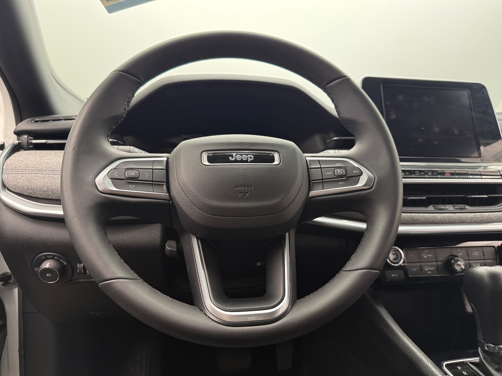 Thumbnail: 2025 Jeep Compass - 4