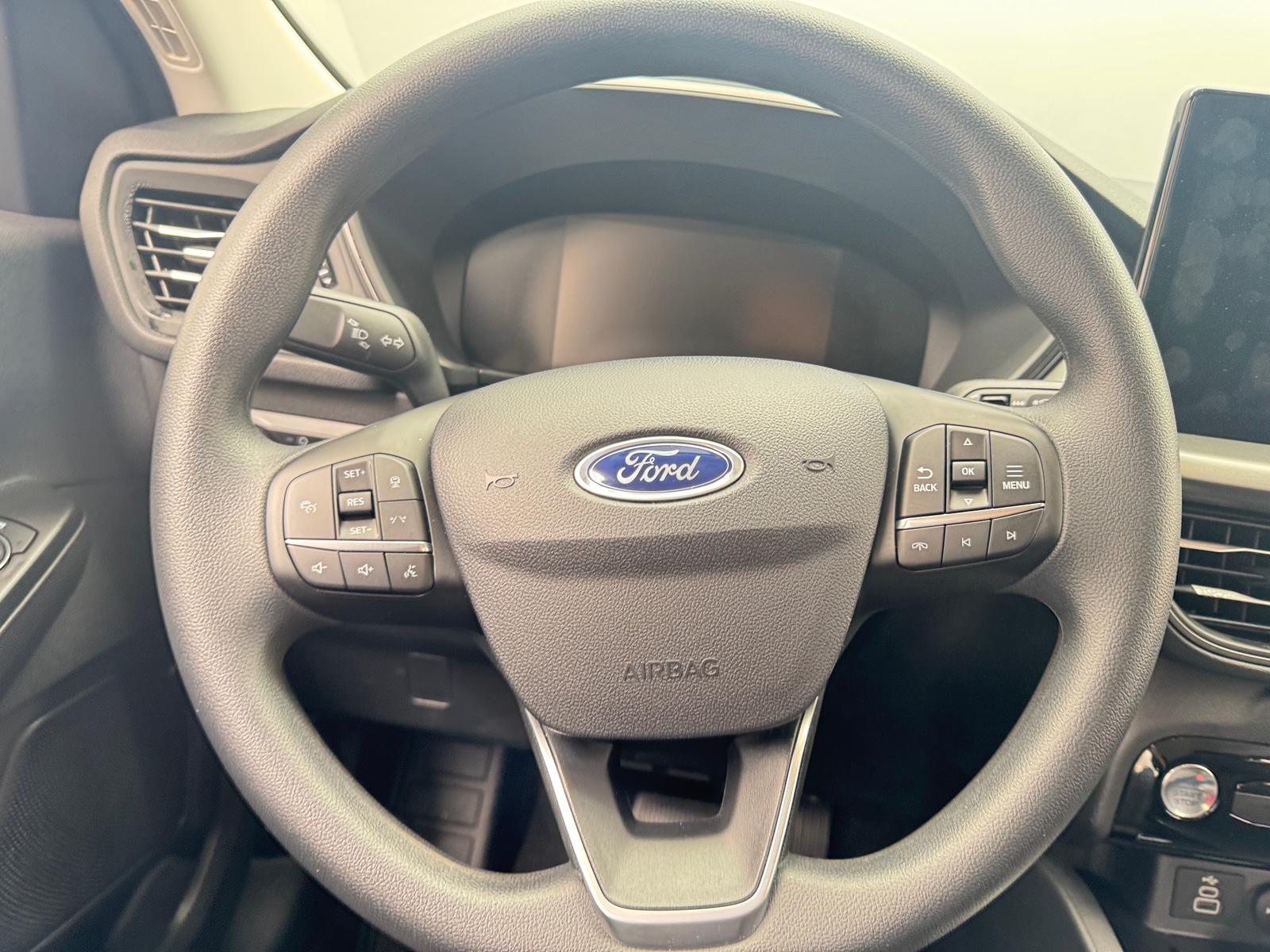 Thumbnail: 2025 Ford Escape - 5