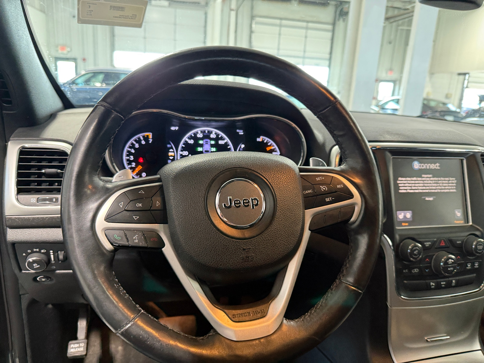 Thumbnail: 2015 Jeep Grand Cherokee - 5