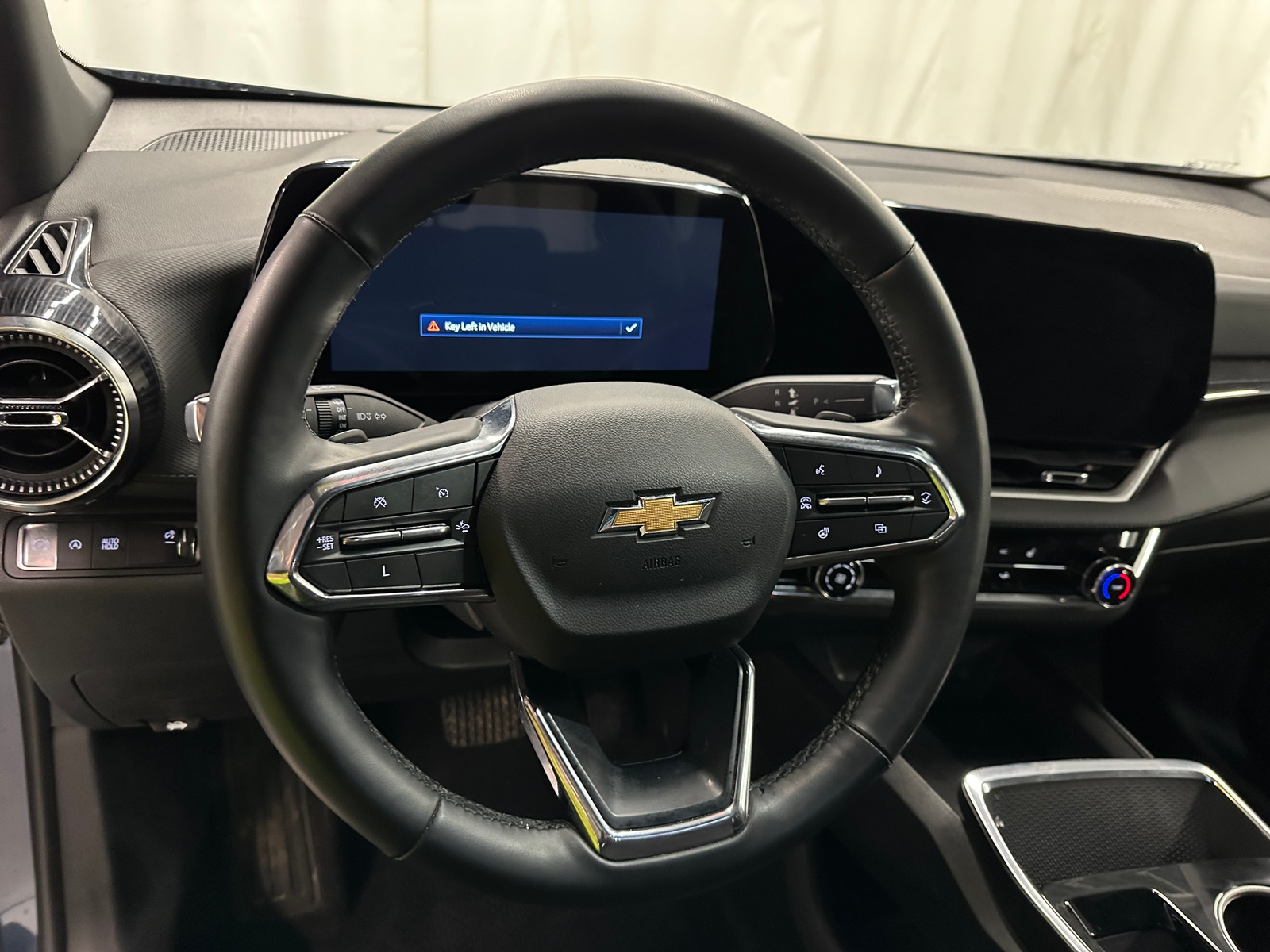 Thumbnail: 2025 Chevrolet Equinox - 5