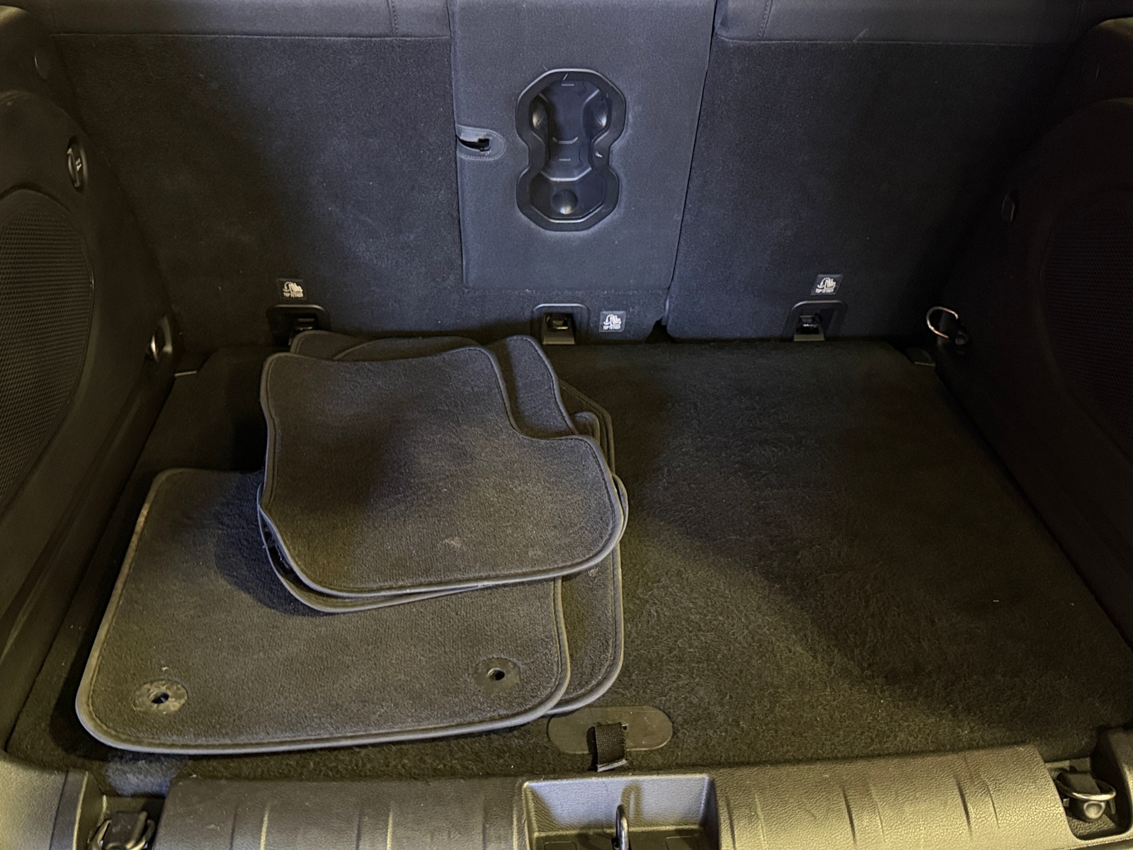 Thumbnail: 2015 Jeep Renegade - 7