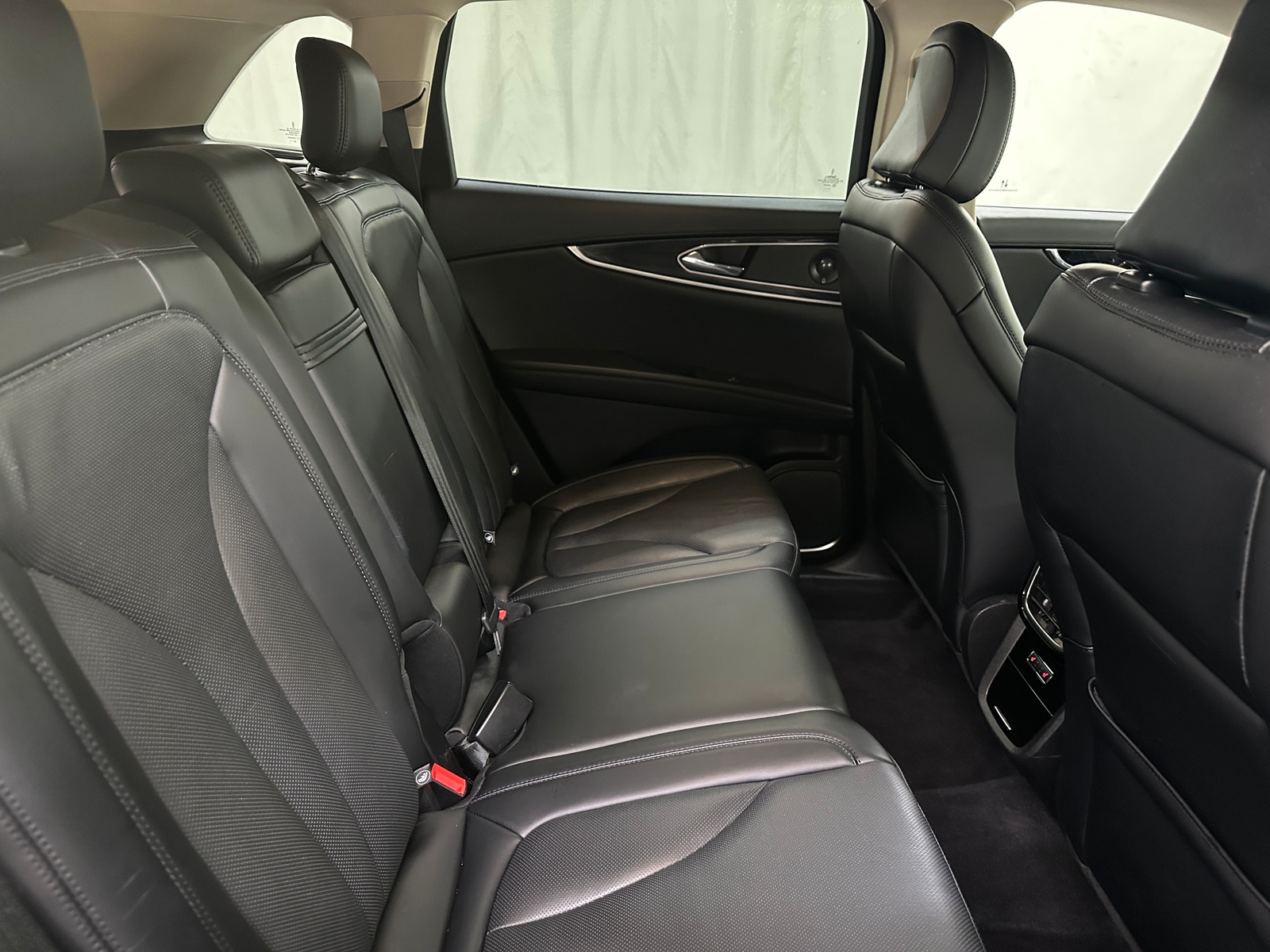 Thumbnail: 2023 Lincoln Nautilus - 5