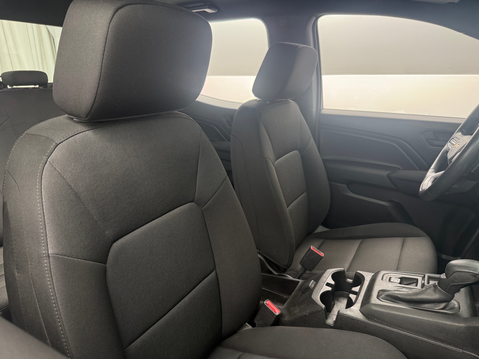 Thumbnail: 2023 Chevrolet Colorado - 2