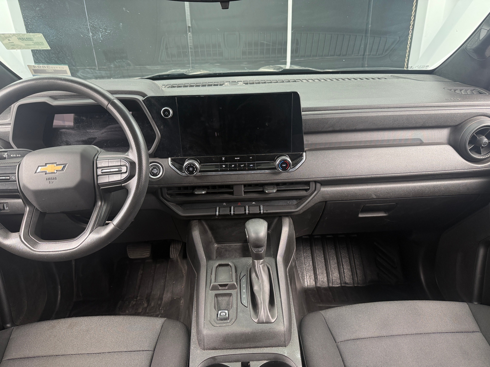 Thumbnail: 2023 Chevrolet Colorado - 3