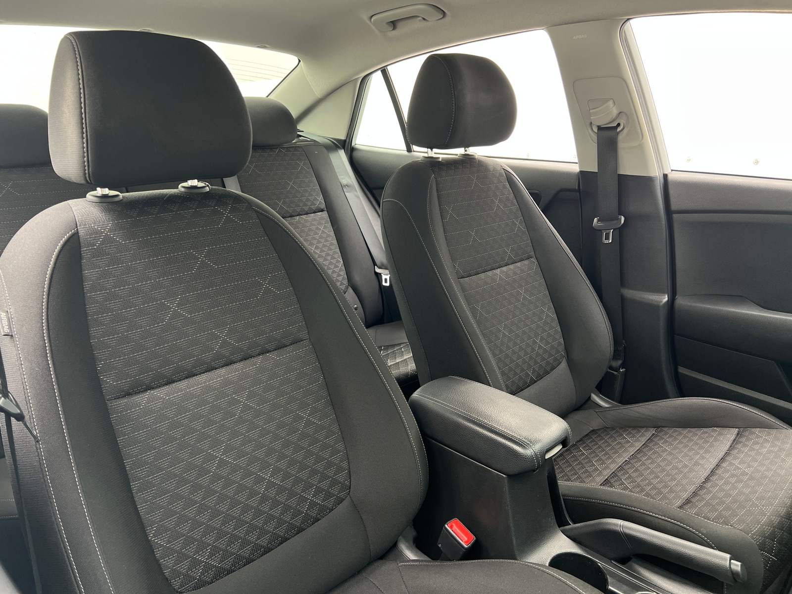 Thumbnail: 2021 Kia Rio - 2