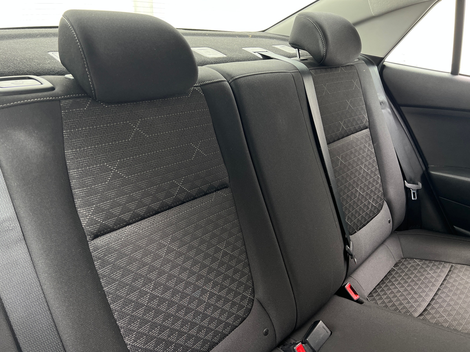 Thumbnail: 2021 Kia Rio - 6