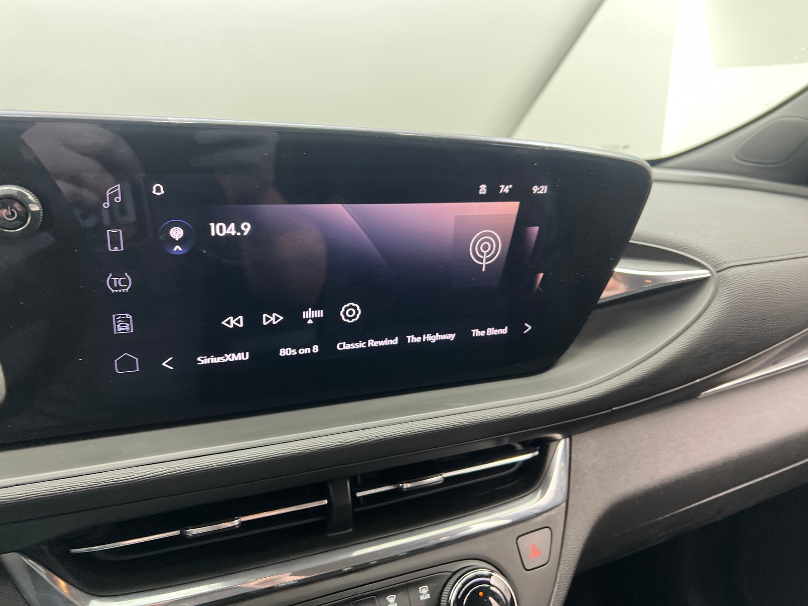 Thumbnail: 2025 Buick Envista - 3