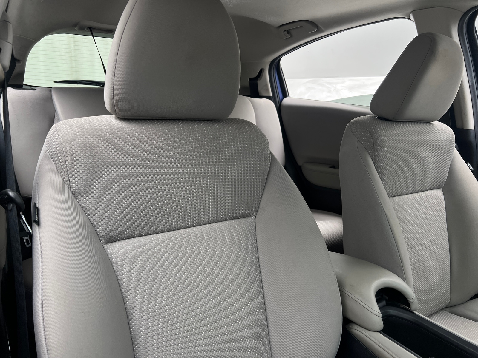 Thumbnail: 2016 Honda HR-V - 2