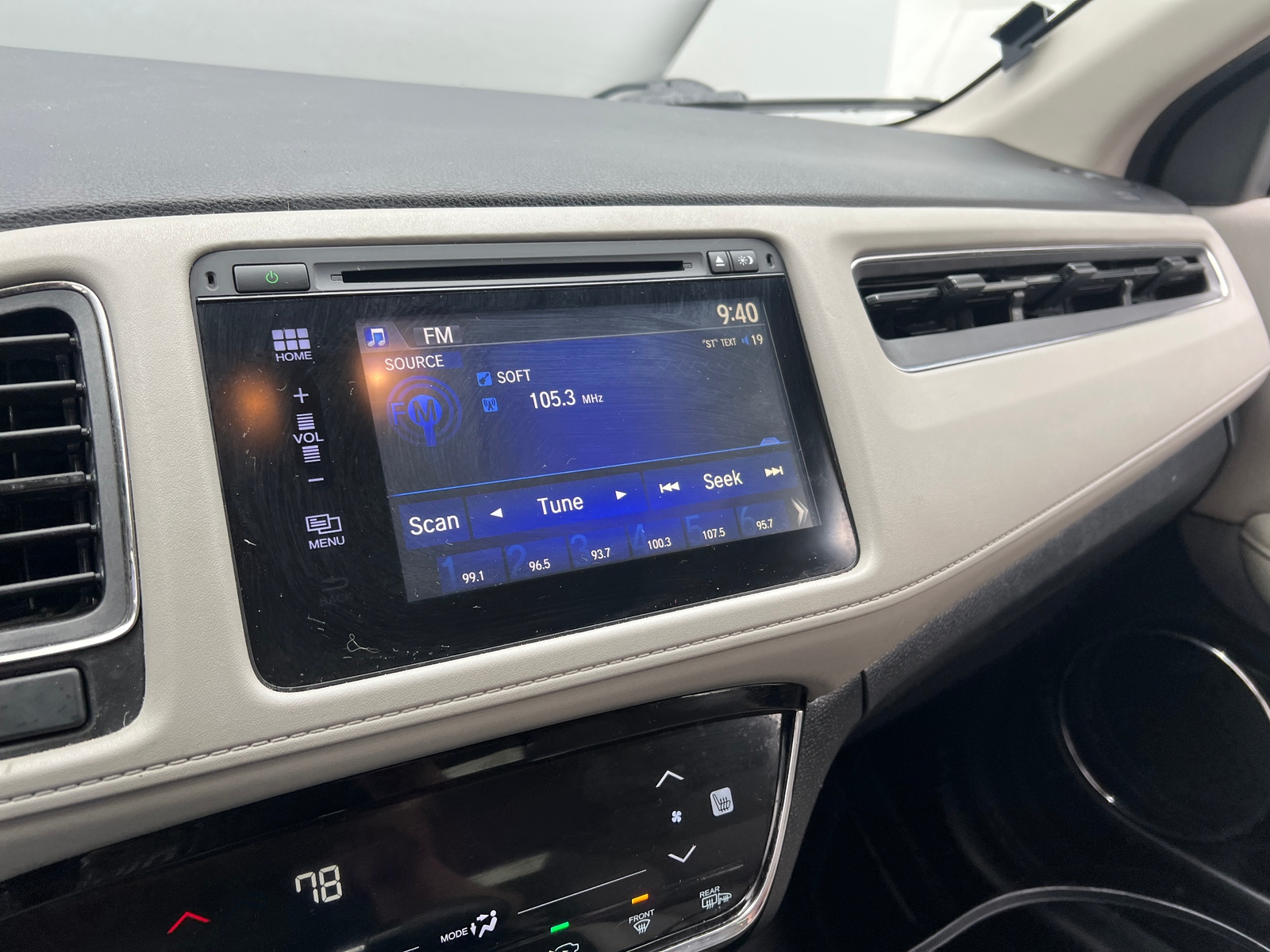 Thumbnail: 2016 Honda HR-V - 4